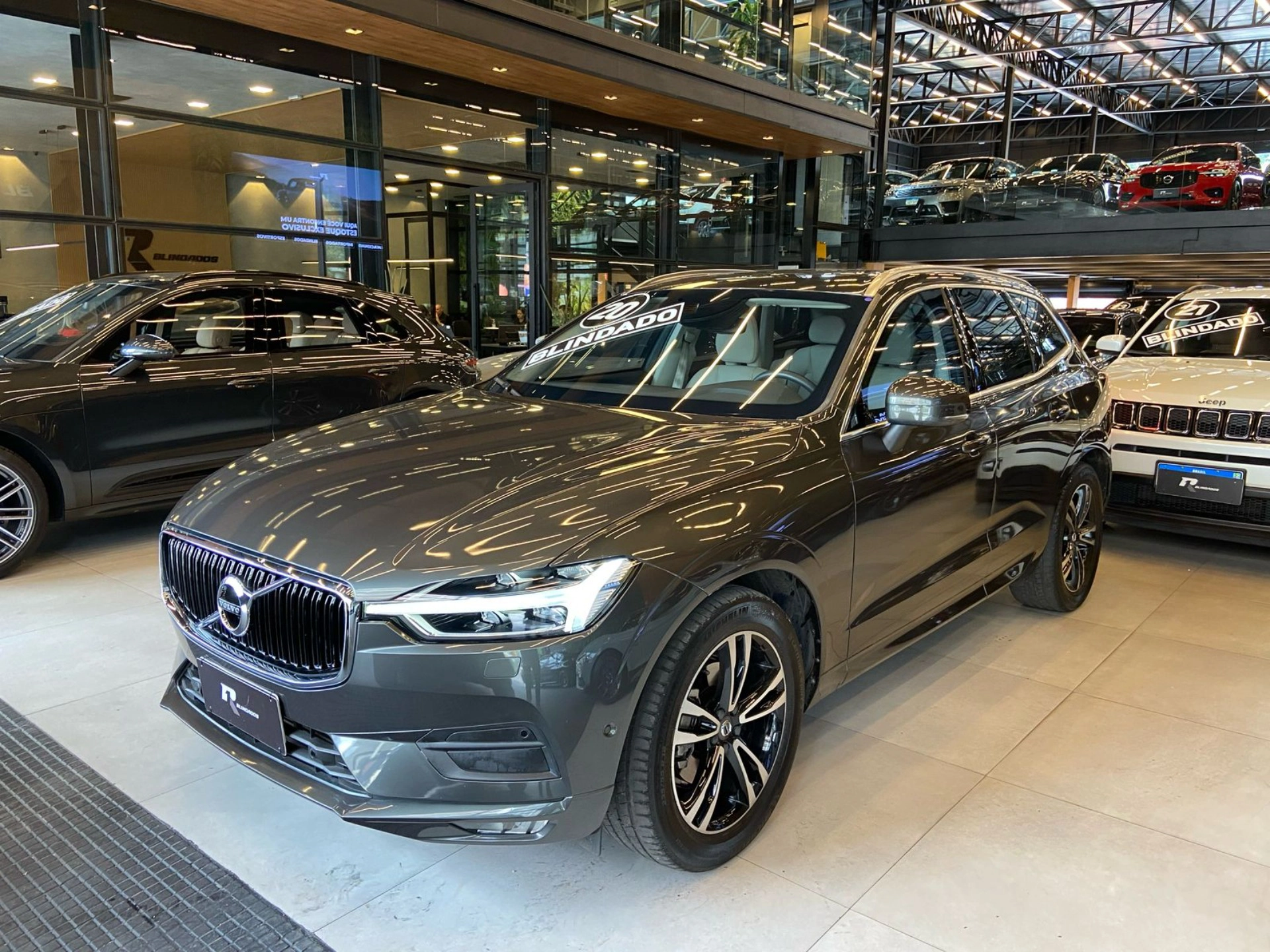 volvo XC60 2.0 T5 GASOLINA MOMENTUM AWD GEARTRONIC 2020