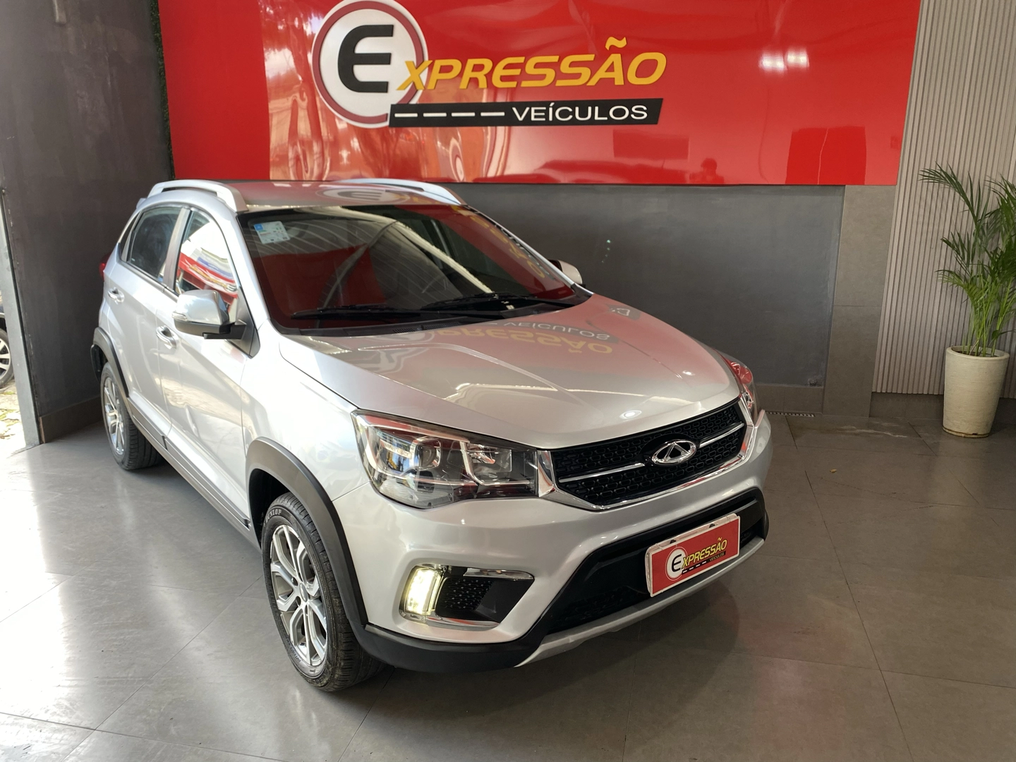 CAOA CHERY TIGGO 2 1.5 MPFI 16V FLEX LOOK 4P AUTOMÁTICO