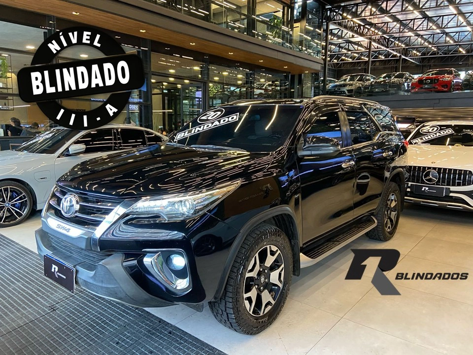 toyota HILUX SW4 2.8 SRX DIAMOND 4X4 7 LUGARES 16V TURBO INTERCOOLER DIESEL 4P AUTOMÁTICO 2020 toyota HILUX SW4 2.8 SRX DIAMOND 4X4 7 LUGARES 16V TURBO INTERCOOLER DIESEL 4P AUTOMÁTICO 2020