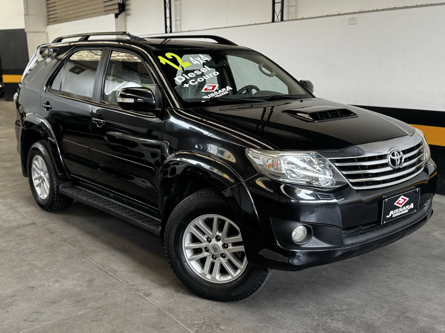 TOYOTA HILUX SW4 3.0 SRV 4X4 7 LUGARES 16V TURBO INTERCOOLER DIESEL 4P AUTOMÁTICO