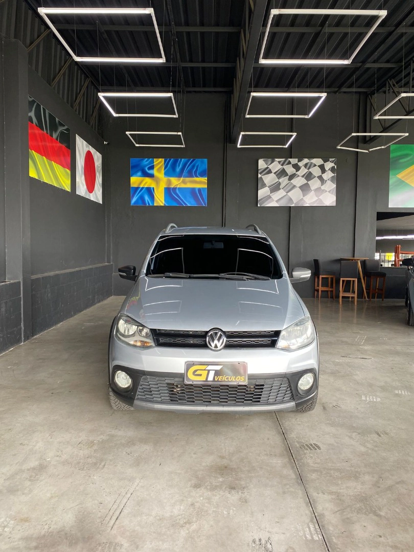 VOLKSWAGEN CROSSFOX 1.6 MI FLEX 8V 4P MANUAL