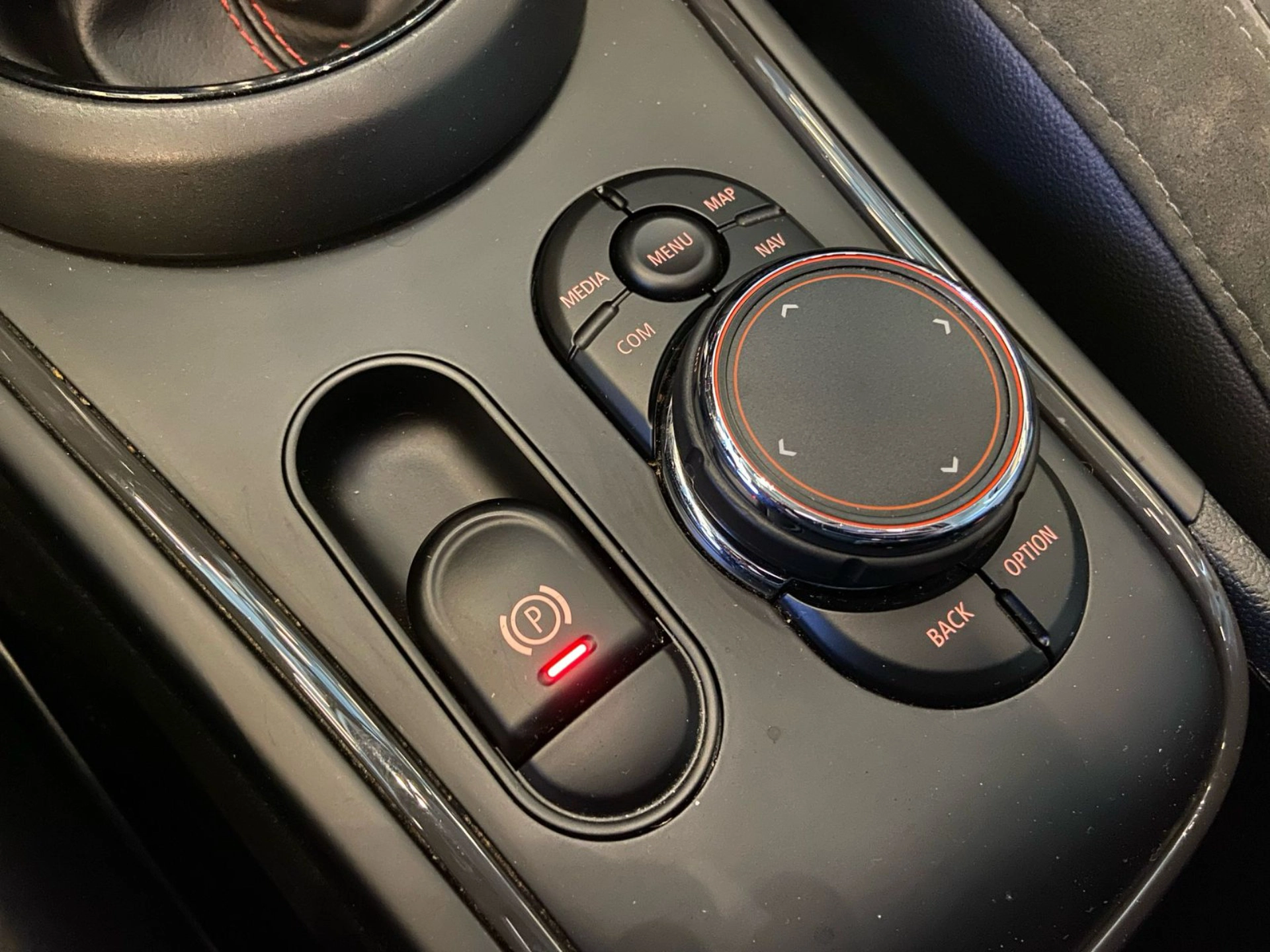 mini COUNTRYMAN 2.0 16V TWINPOWER TURBO GASOLINA COOPER S ALL4 STEPTRONIC 2018