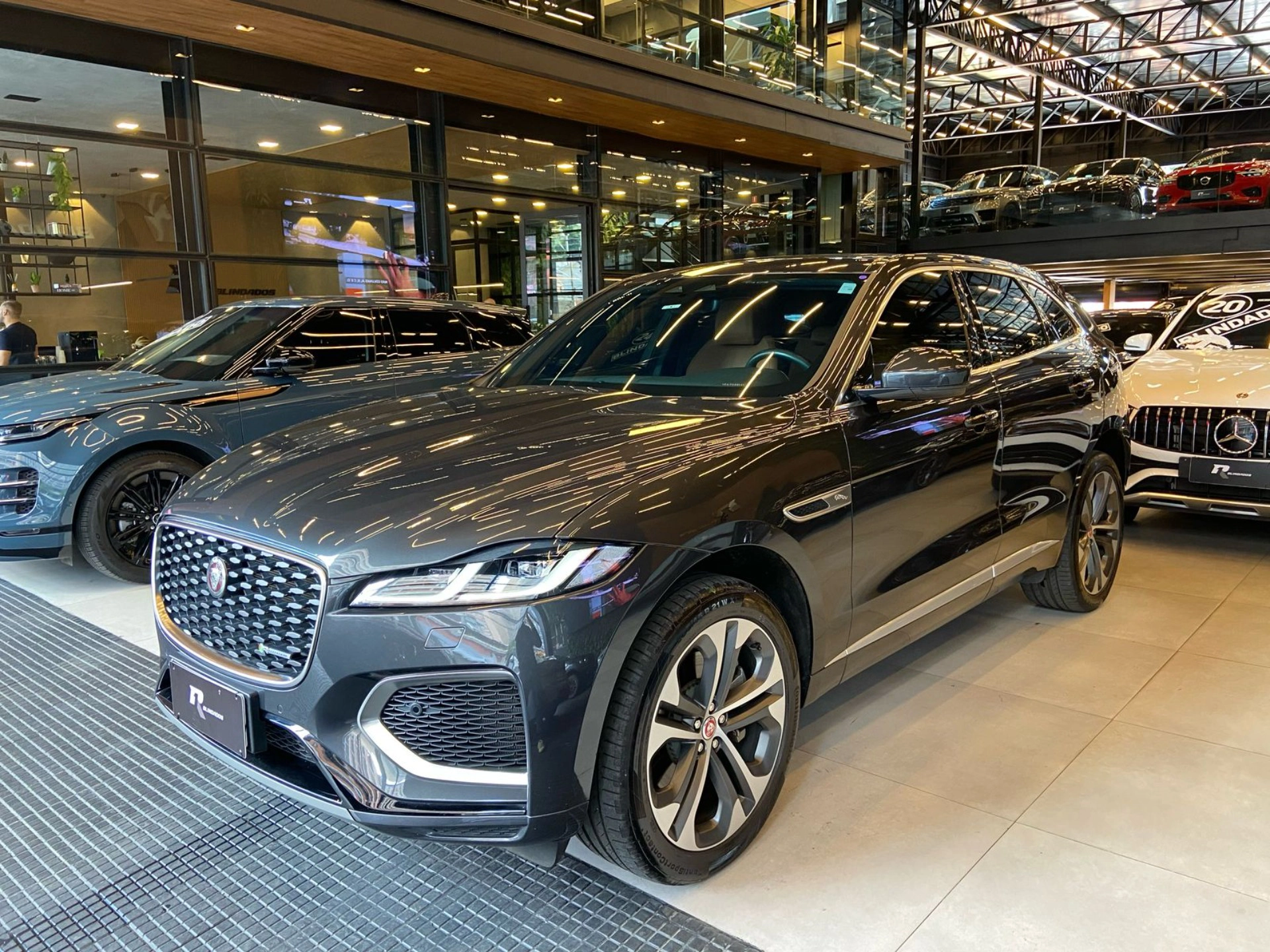 jaguar F-PACE 3.0 P340 MHEV R-DYNAMIC SE AWD AUTOMÁTICO 2023 jaguar F-PACE 3.0 P340 MHEV R-DYNAMIC SE AWD AUTOMÁTICO 2023