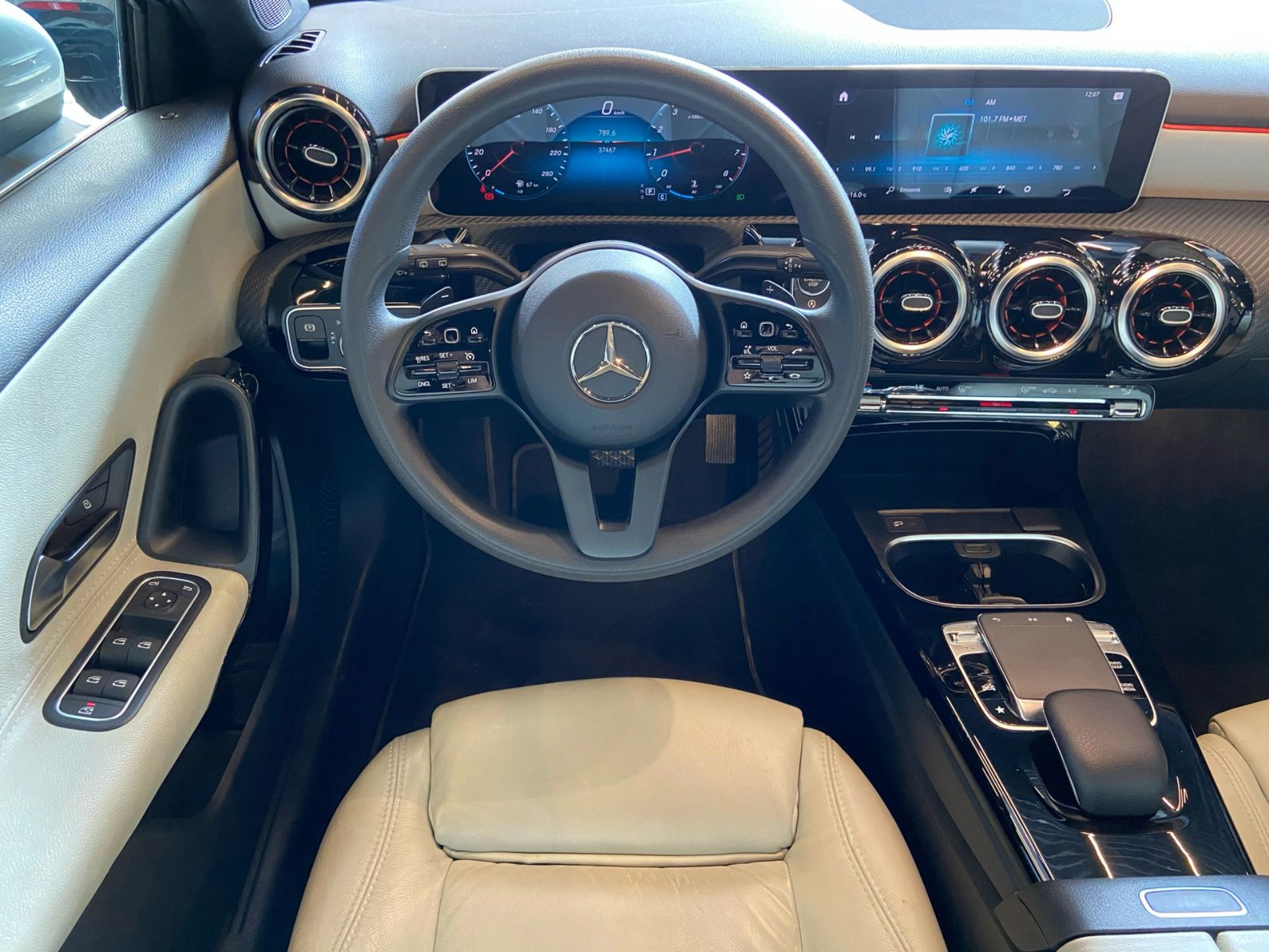 mercedes-benz A 200 1.3 CGI GASOLINA 7G-DCT 2019