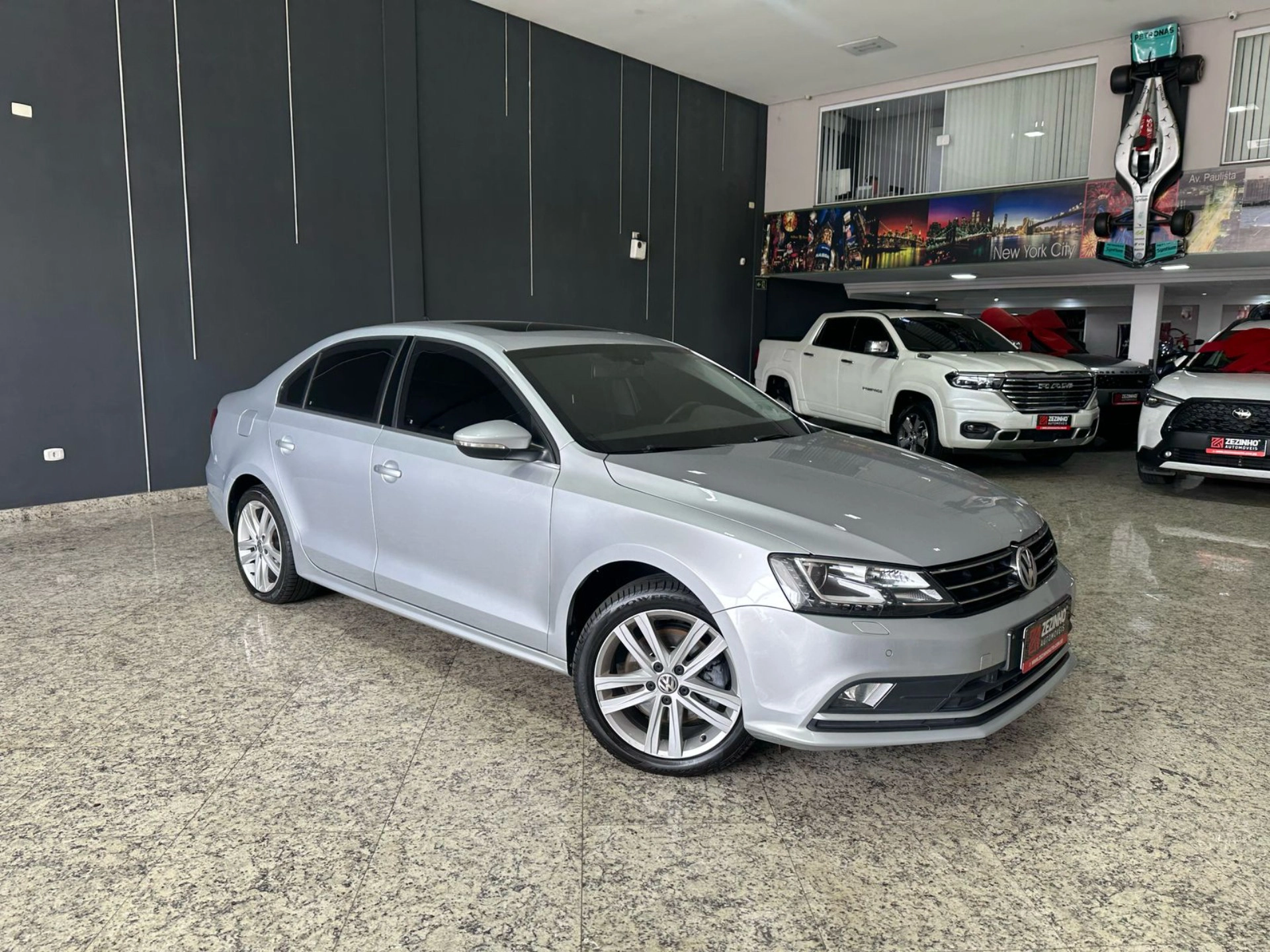 VOLKSWAGEN JETTA 2.0 TSI HIGHLINE 211CV GASOLINA 4P TIPTRONIC