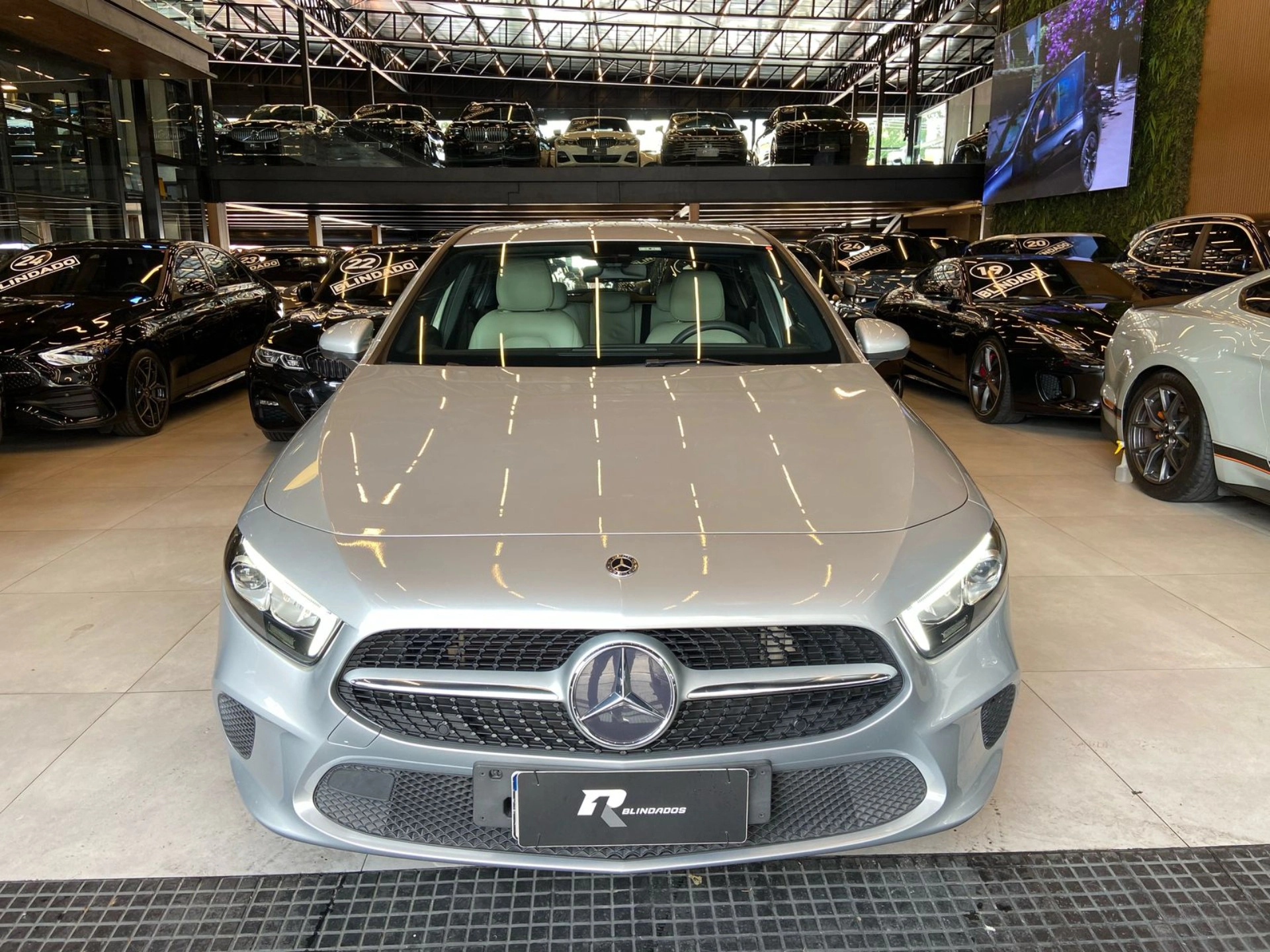 mercedes-benz A 200 1.3 CGI GASOLINA 7G-DCT 2019