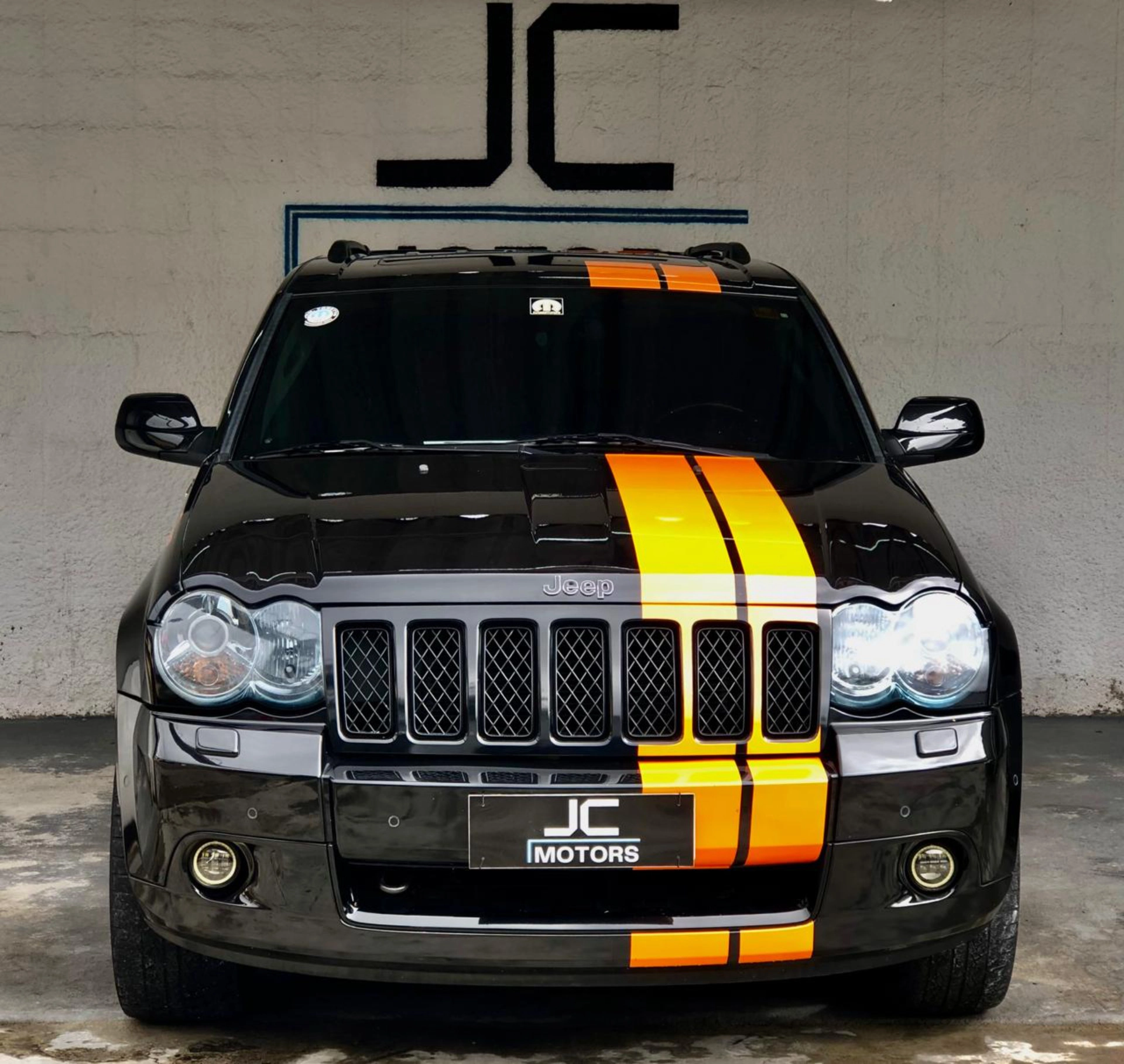 JEEP GRAND CHEROKEE 5.7 OVERLAND HEMI 4X4 V8 16V GASOLINA 4P AUTOMÁTICO