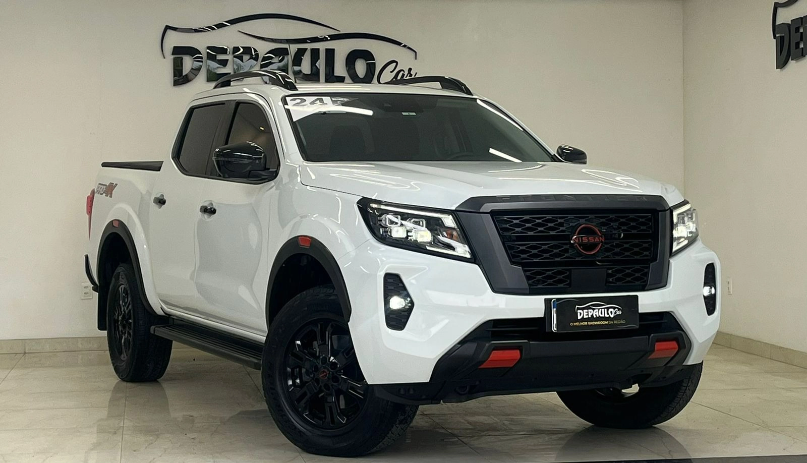 NISSAN FRONTIER 2.3 16V TURBO DIESEL PRO4X CD 4X4 AUTOMÁTICO
