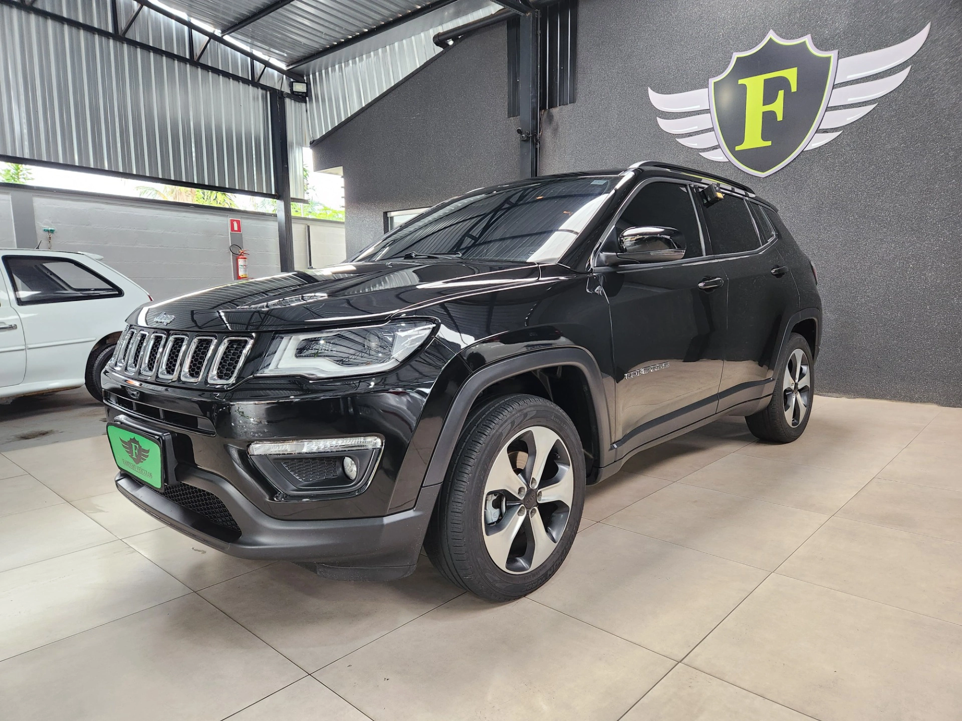 JEEP COMPASS 2.0 16V FLEX LONGITUDE AUTOMÁTICO