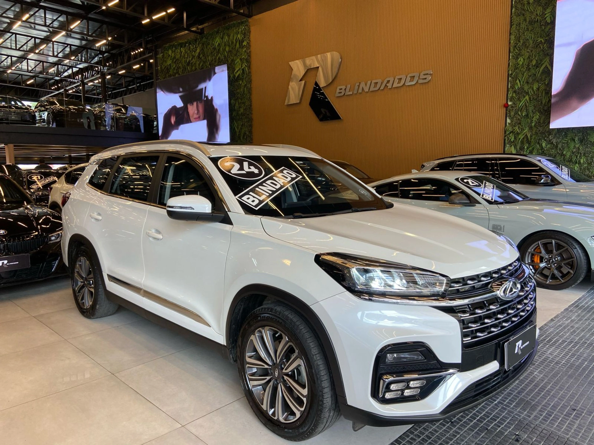 caoa chery TIGGO 8 1.6 TGDI GASOLINA TXS MAX DRIVE DCT 2024