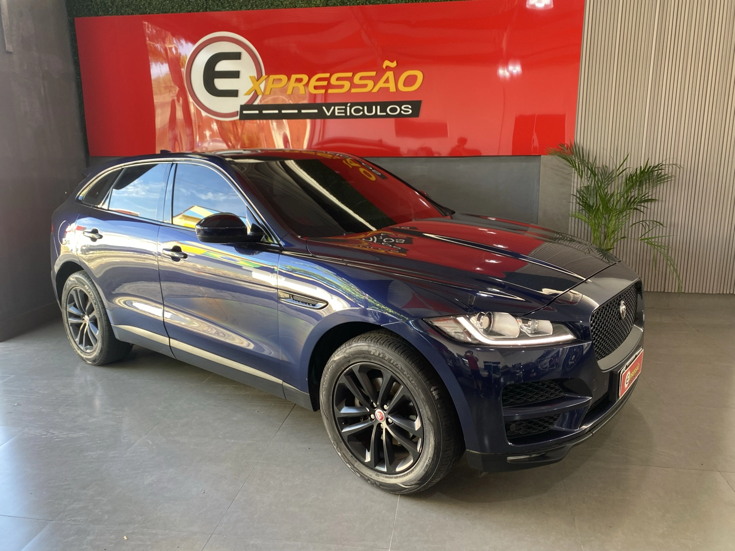 JAGUAR F-PACE 2.0 16V TURBO DIESEL PRESTIGE AWD 4P AUTOMÁTICO
