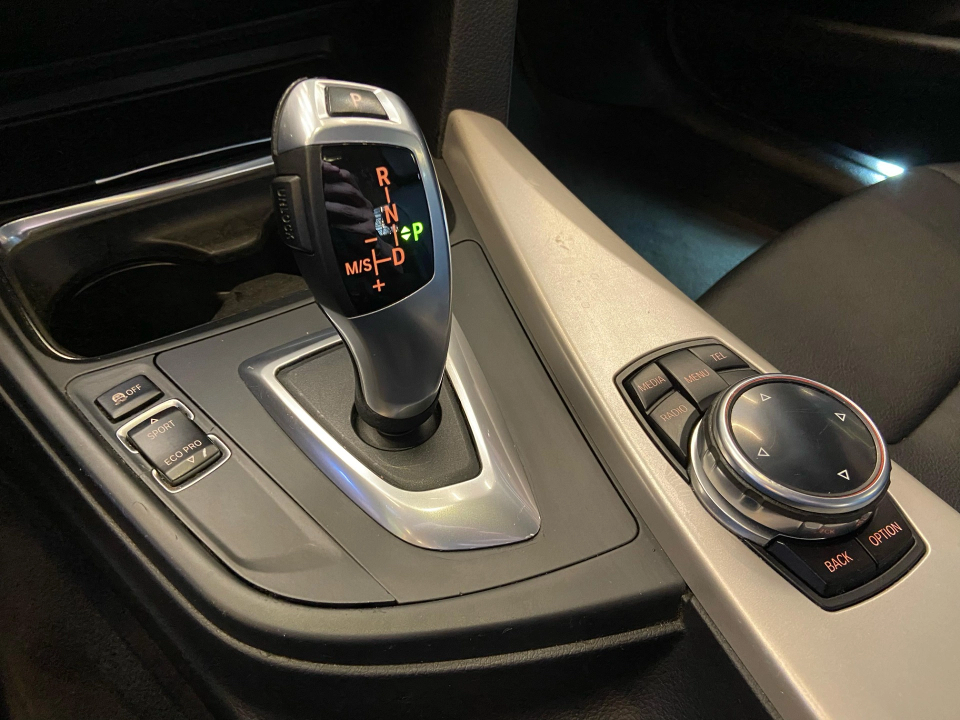 bmw 320I 2.0 16V TURBO ACTIVE FLEX 4P AUTOMÁTICO 2014
