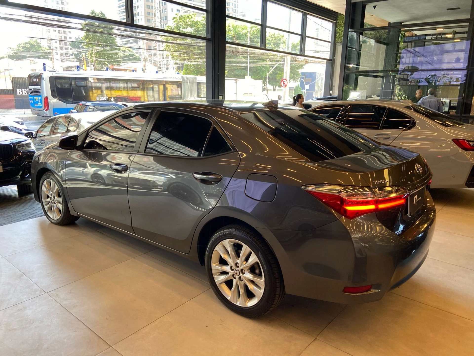toyota COROLLA 2.0 XEI 16V FLEX 4P AUTOMÁTICO 2018
