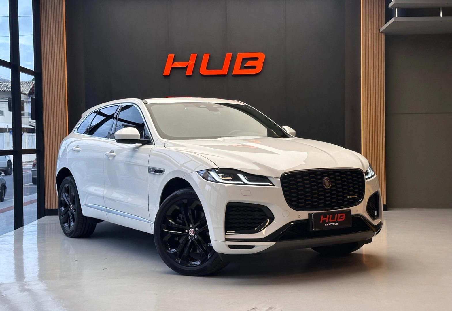 JAGUAR F-PACE 2.0 P400E PHEV R-DYNAMIC SE AWD AUTOMÁTICO