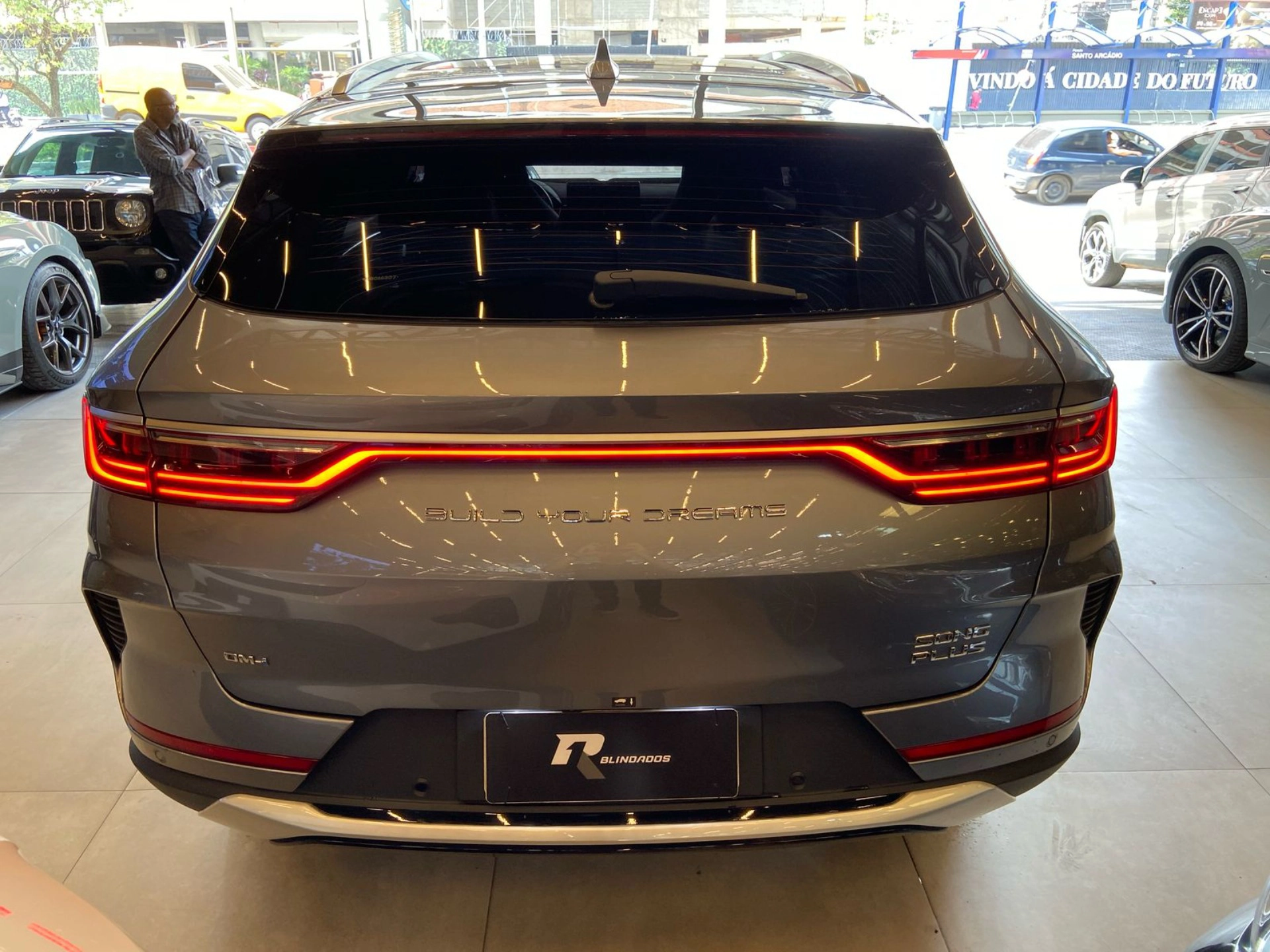 byd SONG PLUS 1.5 DM-I HÍBRIDO AUTOMÁTICO 2024