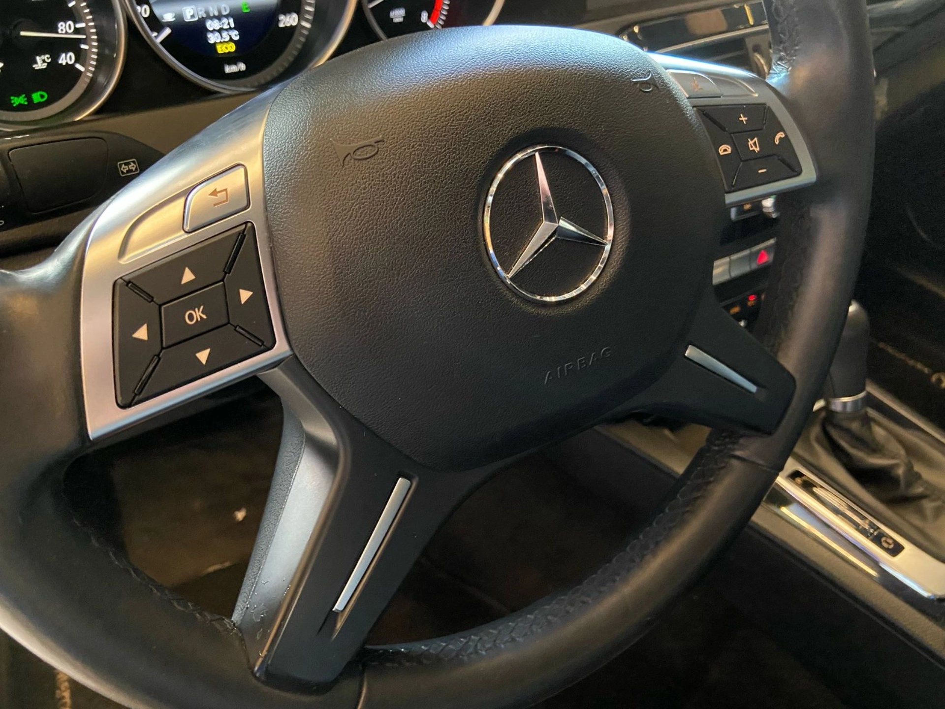 mercedes-benz C 180 1.6 CGI SPORT 16V TURBO GASOLINA 4P AUTOMÁTICO 2013