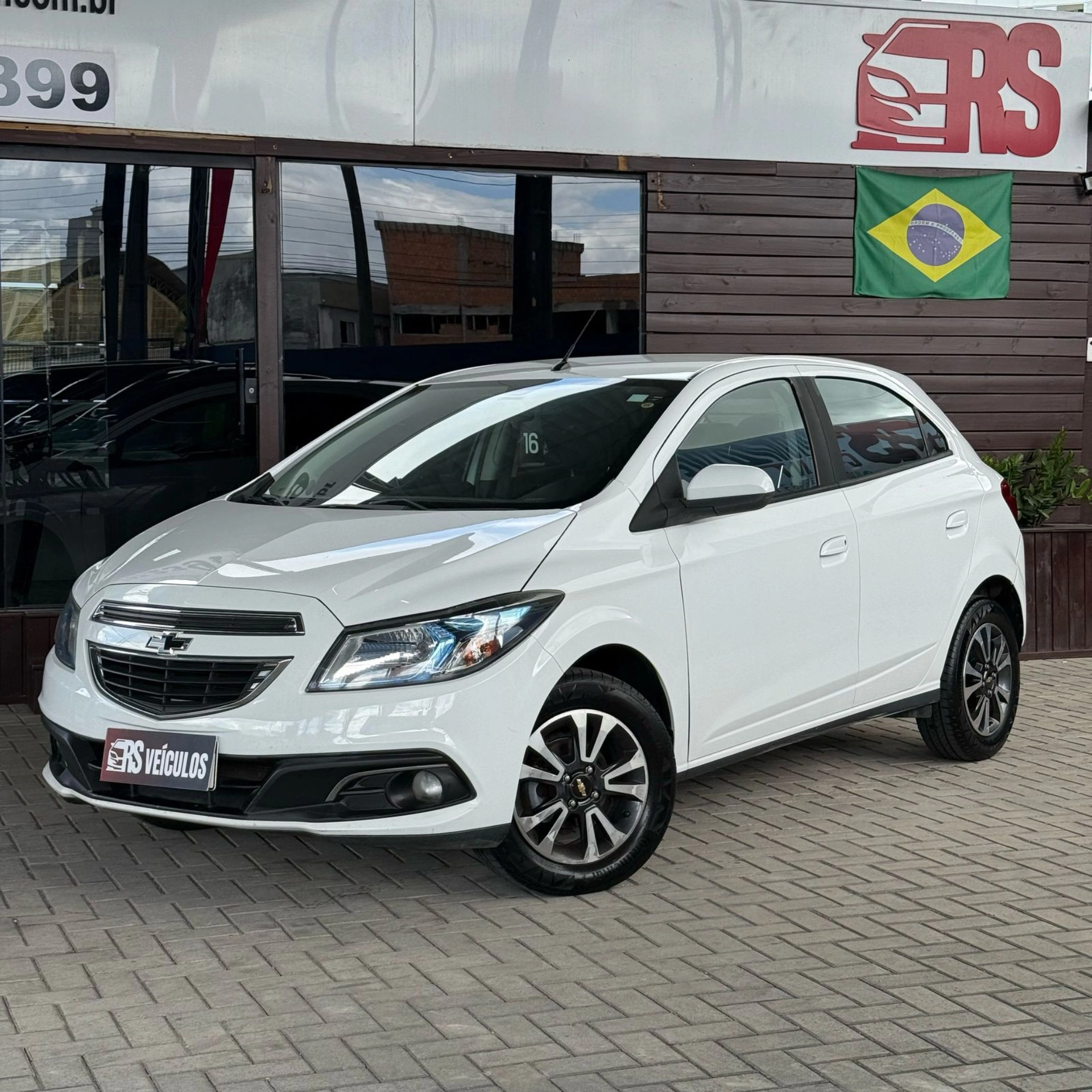CHEVROLET ONIX 1.4 MPFI LTZ 8V FLEX 4P MANUAL