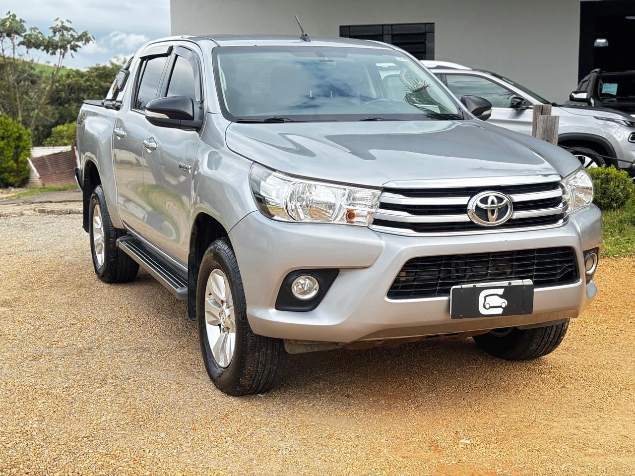 TOYOTA HILUX 2.8 SR 4X4 CD 16V DIESEL 4P AUTOMÁTICO