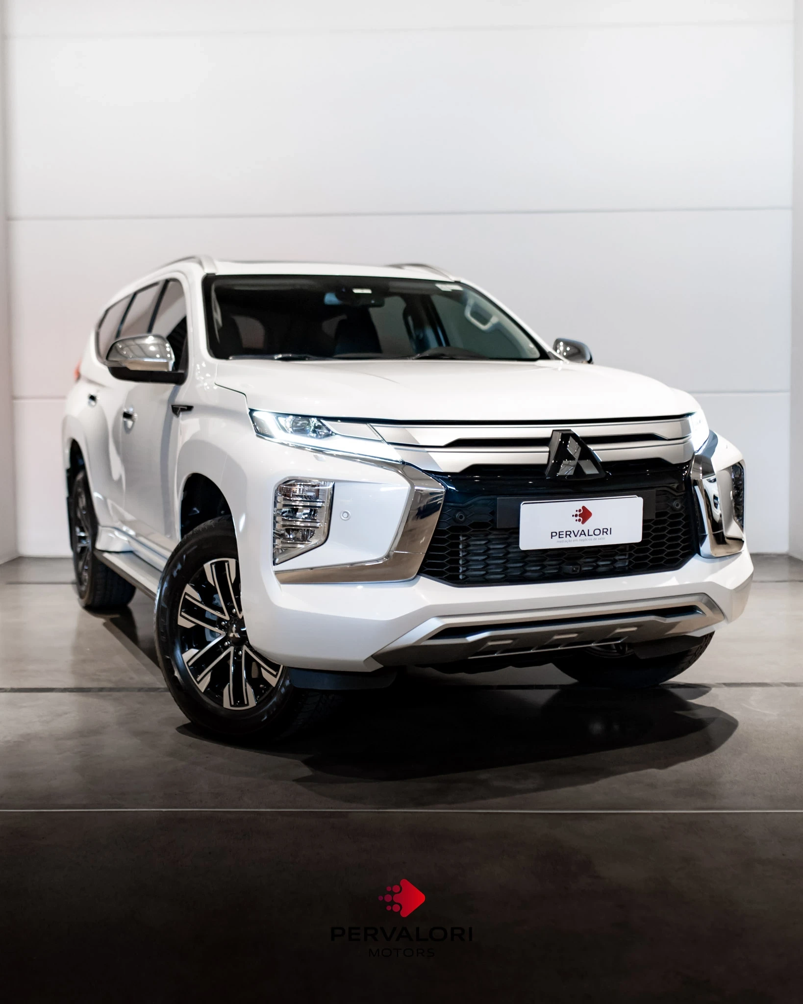 MITSUBISHI PAJERO SPORT 2.4 16V MIVEC TURBO DIESEL HPE-S AWD AUTOMÁTICO