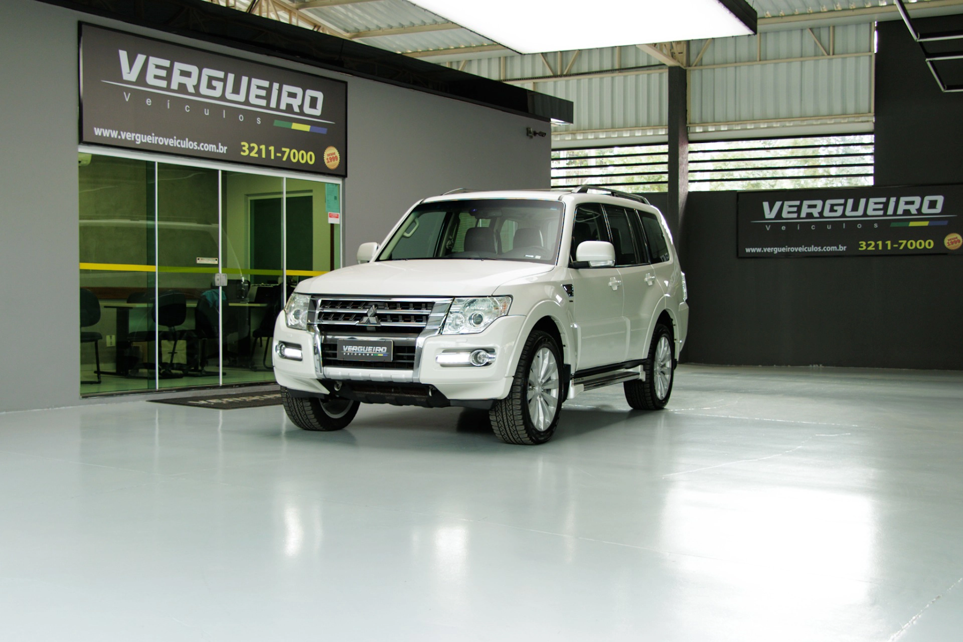 MITSUBISHI PAJERO FULL 3.2 HPE 4X4 16V TURBO INTERCOOLER DIESEL 4P AUTOMÁTICO
