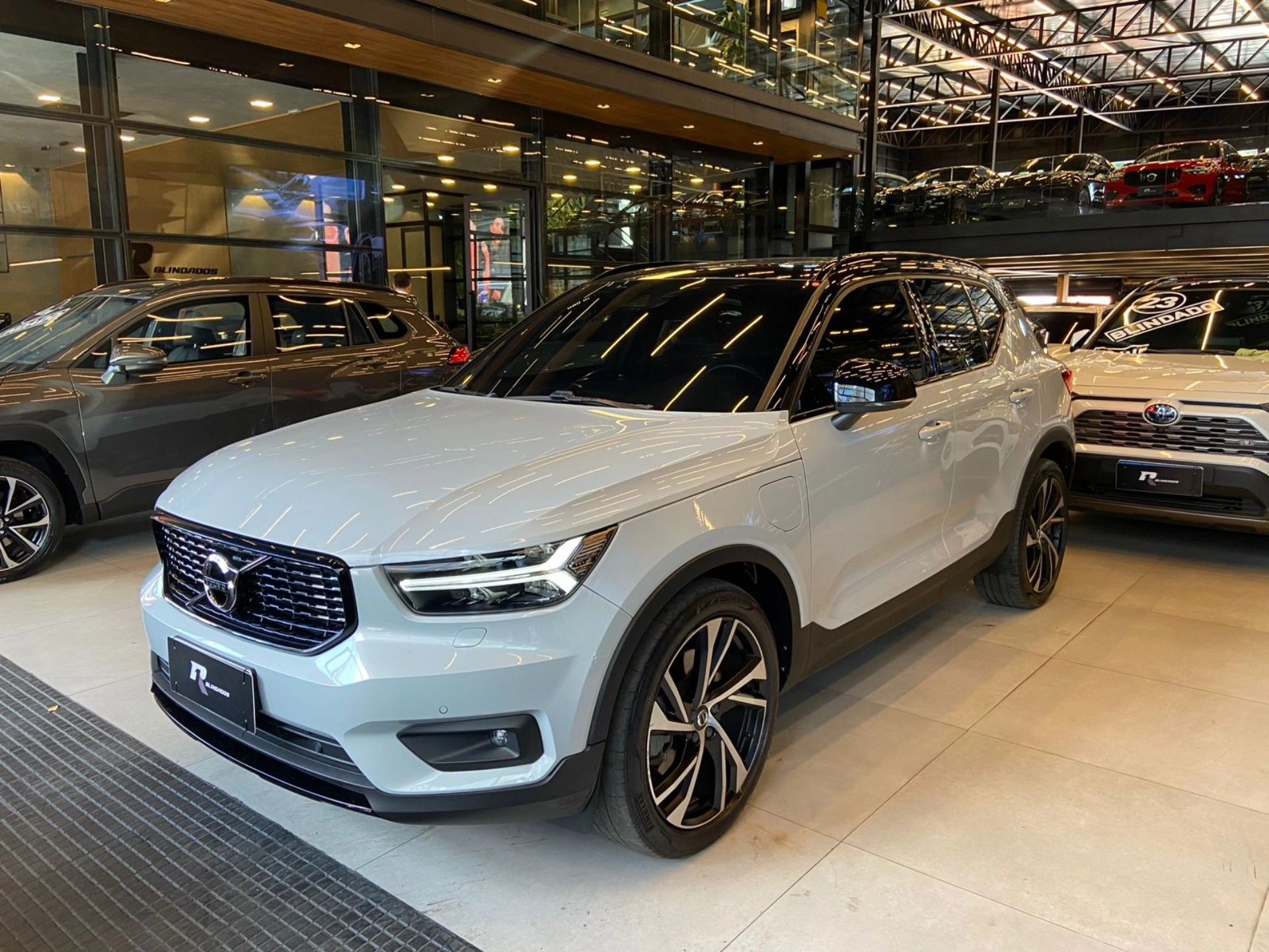 volvo XC40 1.5 T5 RECHARGE R-DESIGN GEARTRONIC 2021 volvo XC40 1.5 T5 RECHARGE R-DESIGN GEARTRONIC 2021