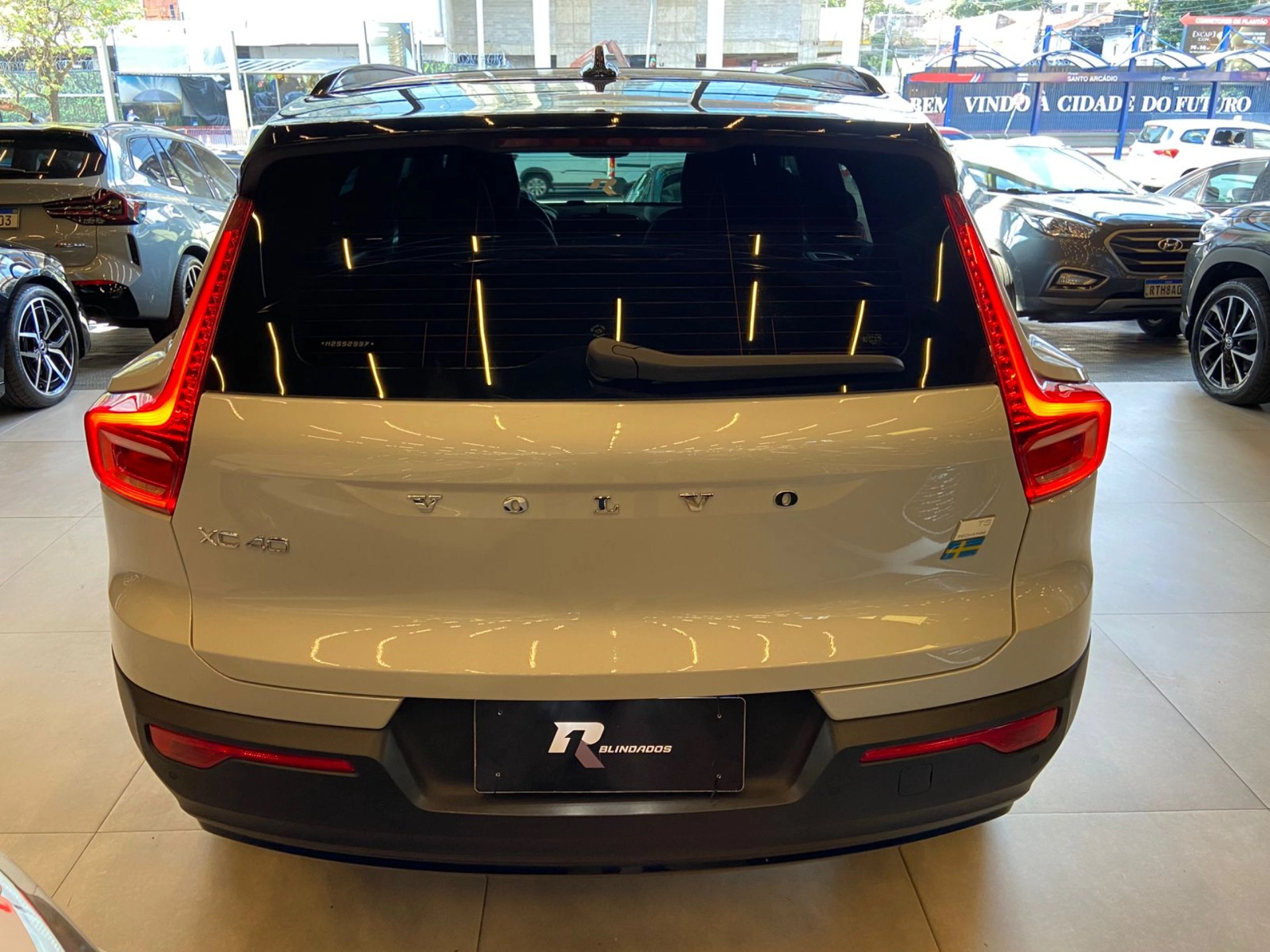 volvo XC40 1.5 T5 RECHARGE R-DESIGN GEARTRONIC 2021