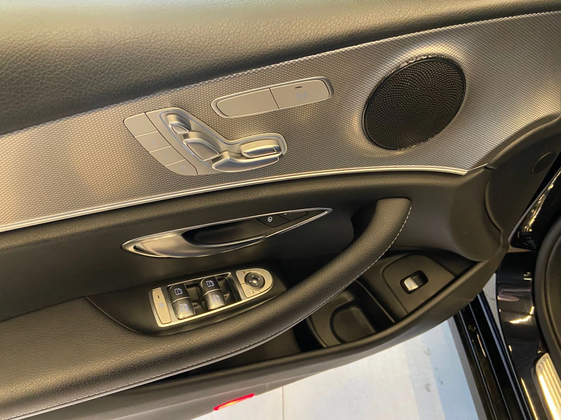 mercedes-benz E 300 2.0 CGI GASOLINA AVANTGARDE 9G-TRONIC 2019