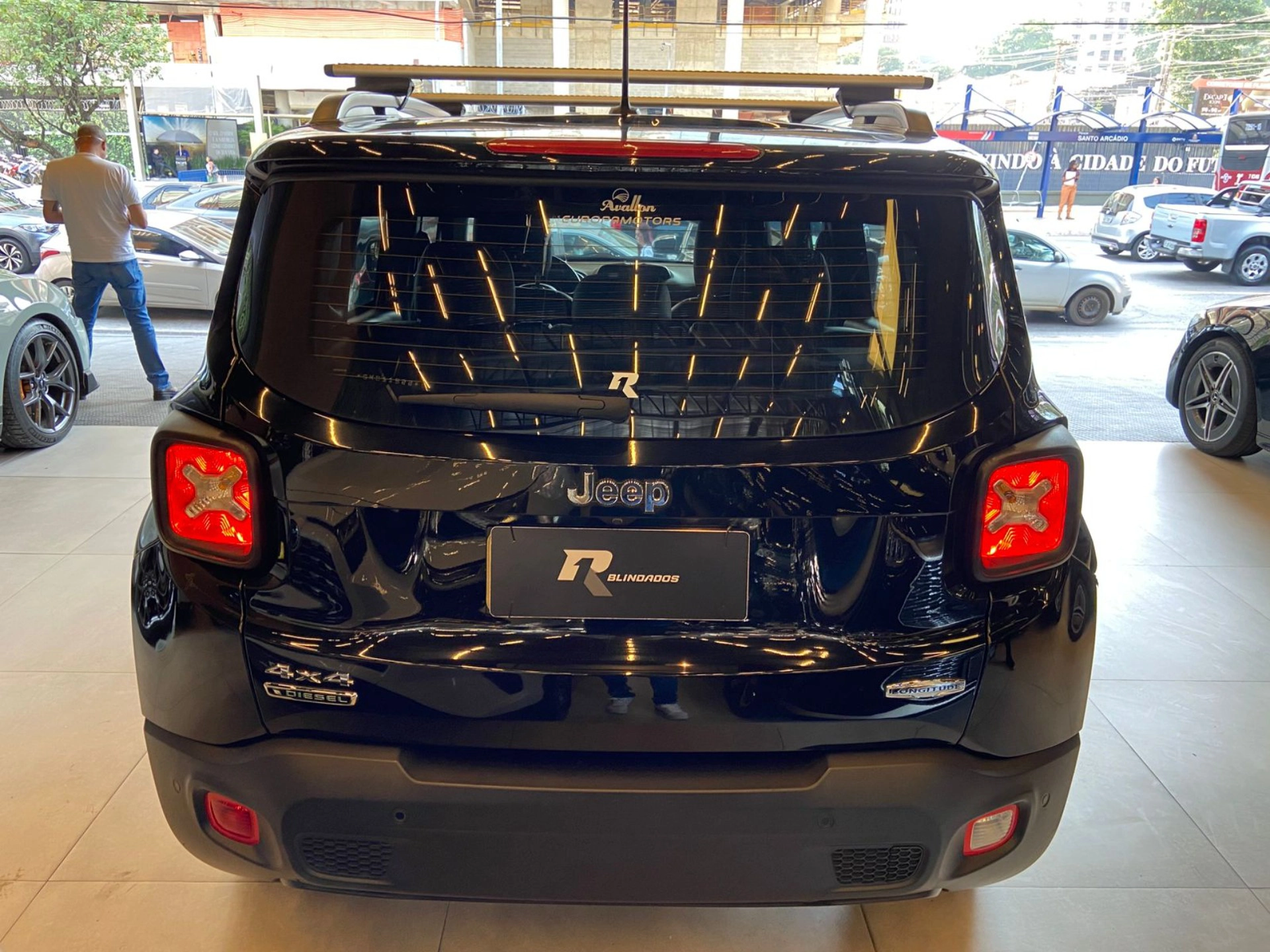 jeep RENEGADE 2.0 16V TURBO DIESEL LONGITUDE 4P 4X4 AUTOMÁTICO 2016