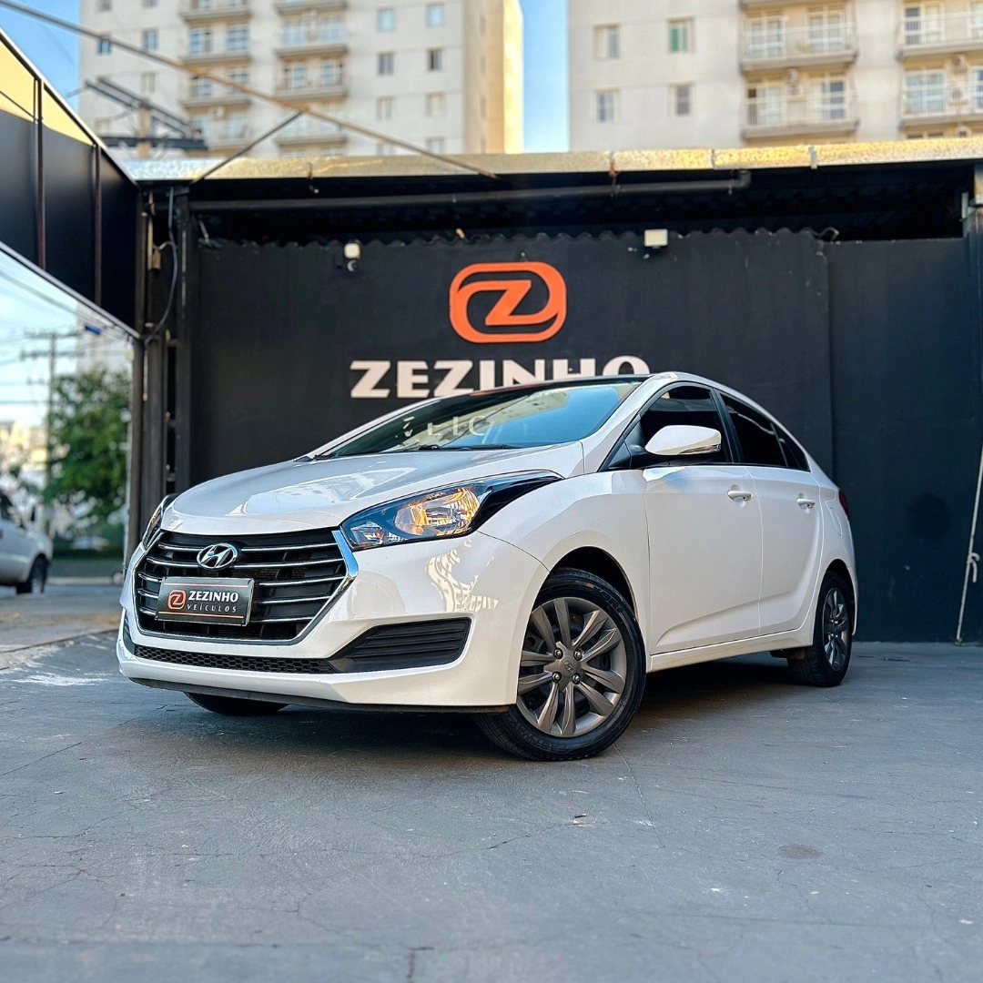 HYUNDAI HB20S 1.6 COMFORT PLUS 16V FLEX 4P AUTOMÁTICO