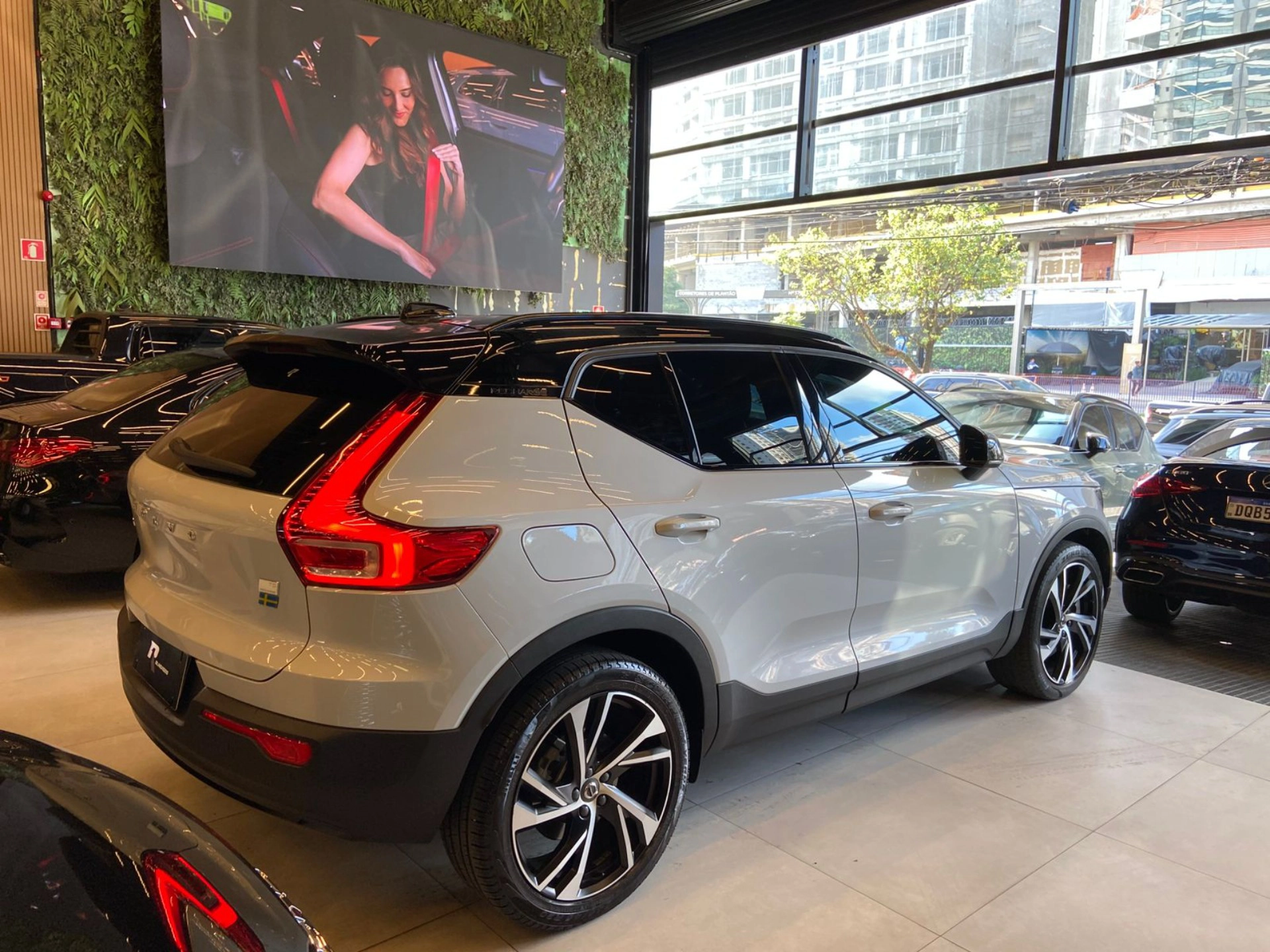 volvo XC40 1.5 T5 RECHARGE R-DESIGN GEARTRONIC 2021