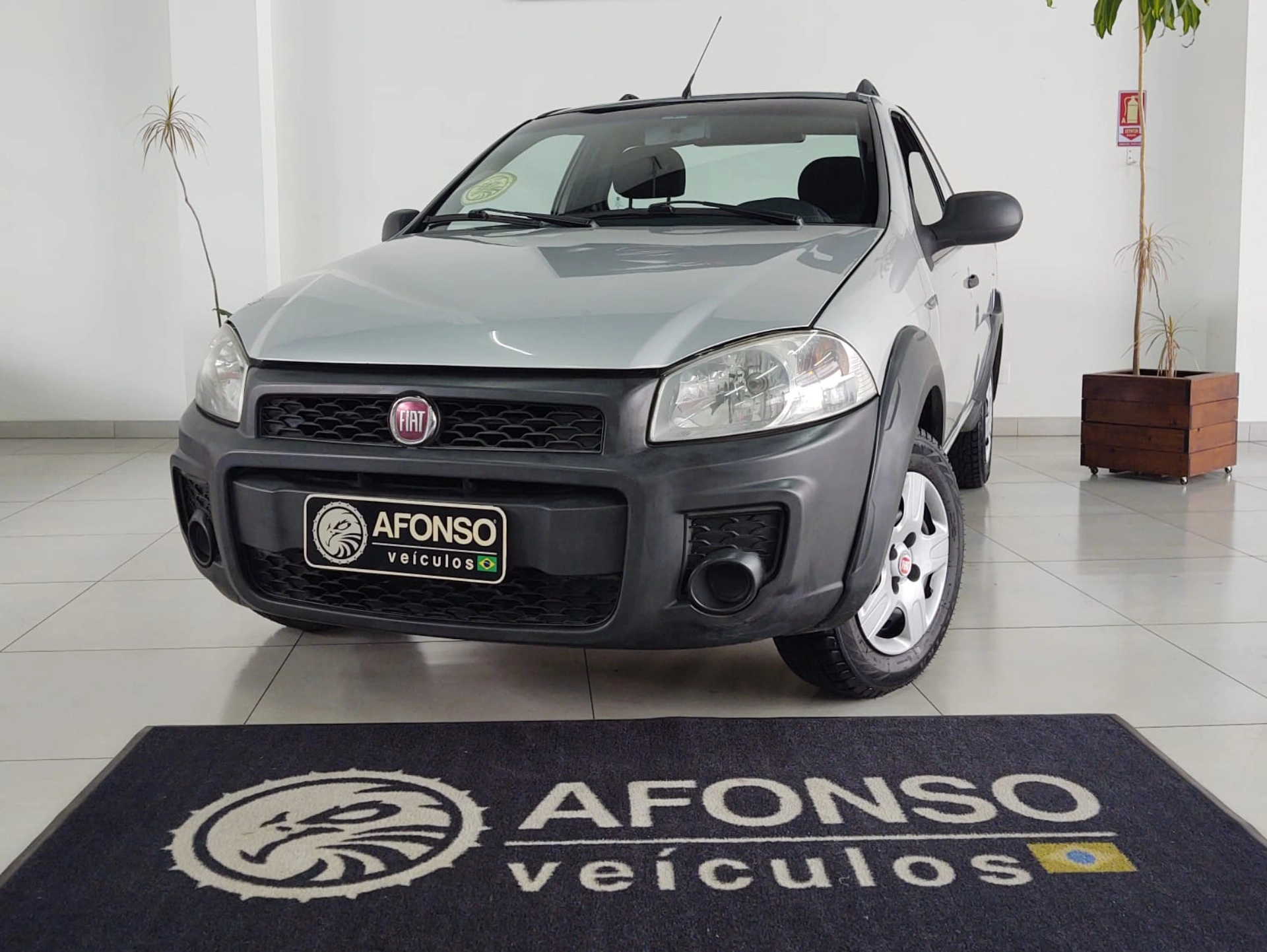 FIAT STRADA 1.4 MPI HARD WORKING CE 8V FLEX 2P MANUAL