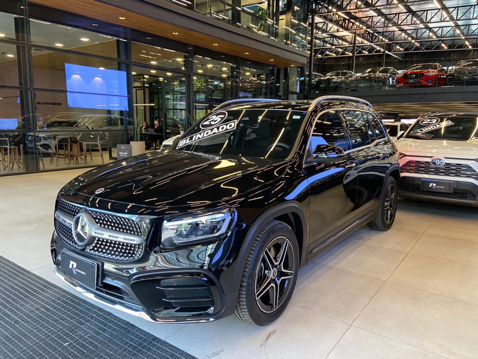 mercedes-benz GLB 220 2.0 MHEV AMG LINE 4MATIC 8G-DCT 2025