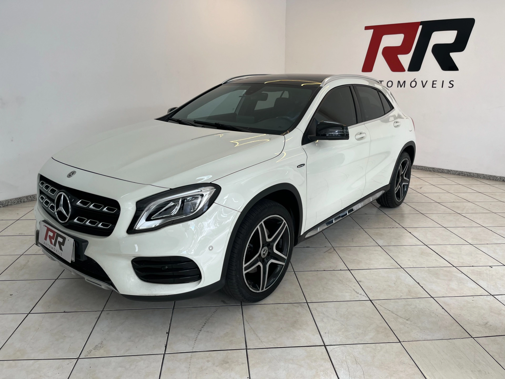 MERCEDES-BENZ GLA 250 2.0 CGI GASOLINA SPORT 7G-DCT