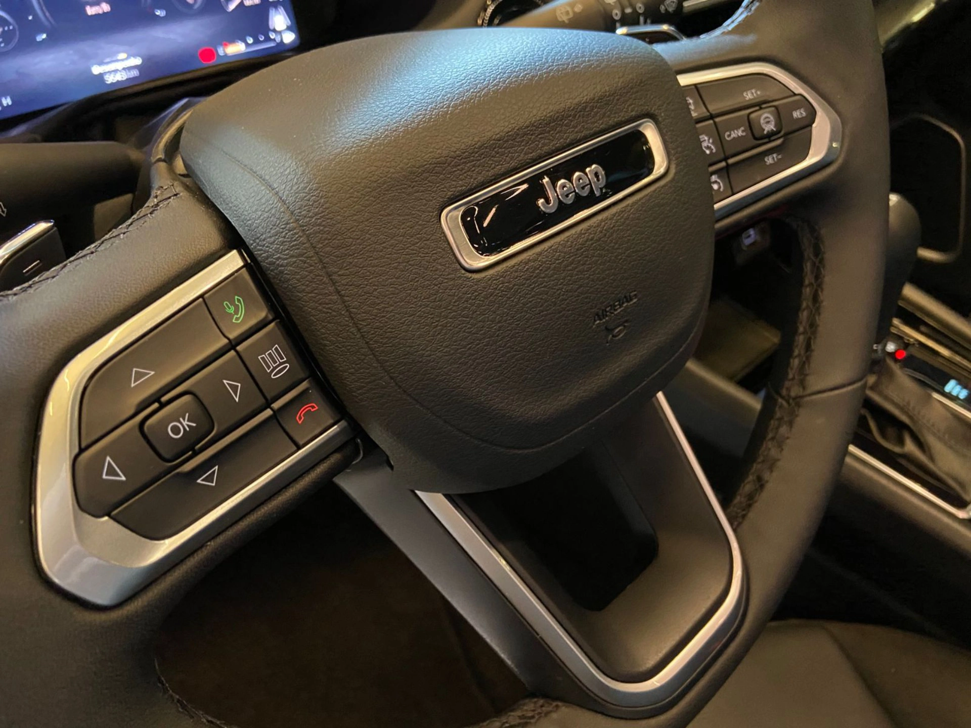 jeep COMPASS 2.0 HURRICANE 4 TURBO GASOLINA BLACKHAWK AT9 2025