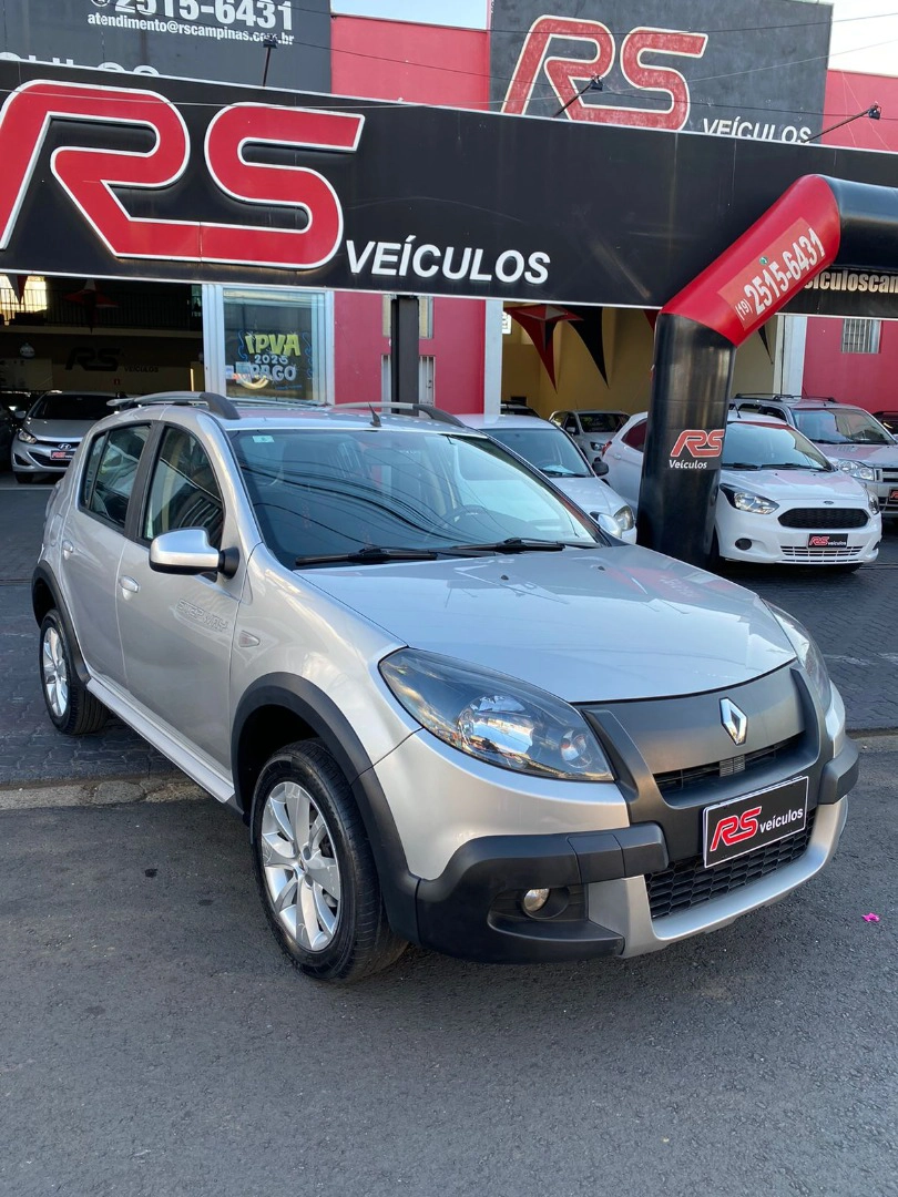 RENAULT SANDERO 1.6 STEPWAY 8V FLEX 4P MANUAL