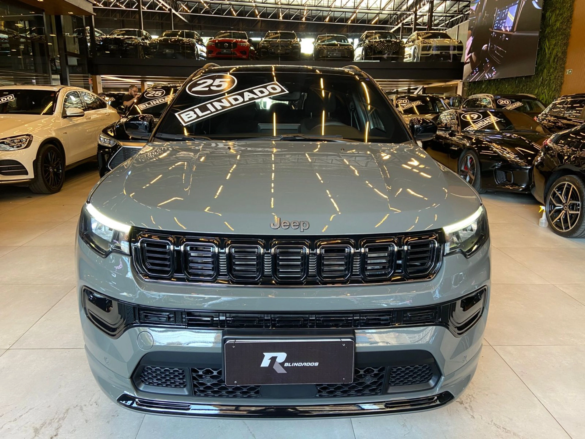 jeep COMPASS 2.0 HURRICANE 4 TURBO GASOLINA BLACKHAWK AT9 2025