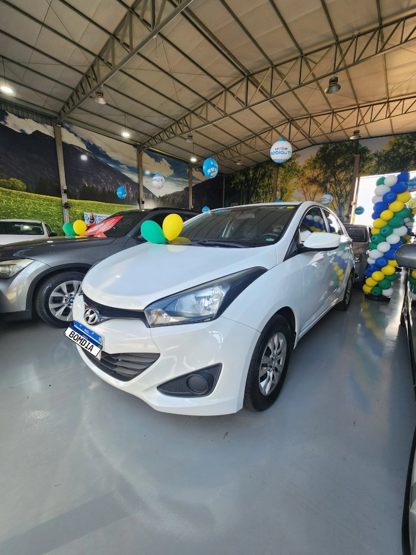 HYUNDAI HB20S 1.6 COMFORT PLUS 16V FLEX 4P MANUAL