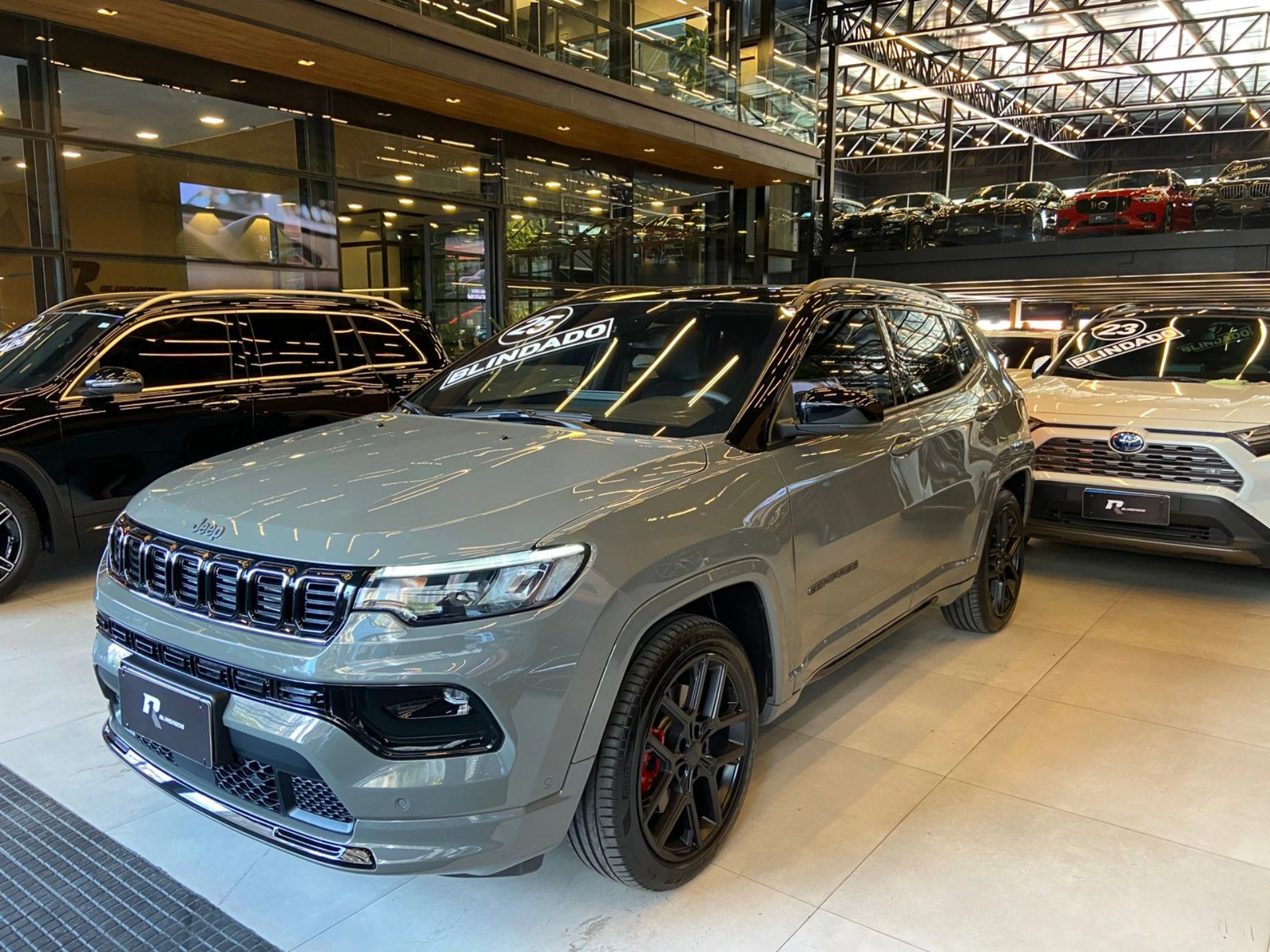 jeep COMPASS 2.0 HURRICANE 4 TURBO GASOLINA BLACKHAWK AT9 2025