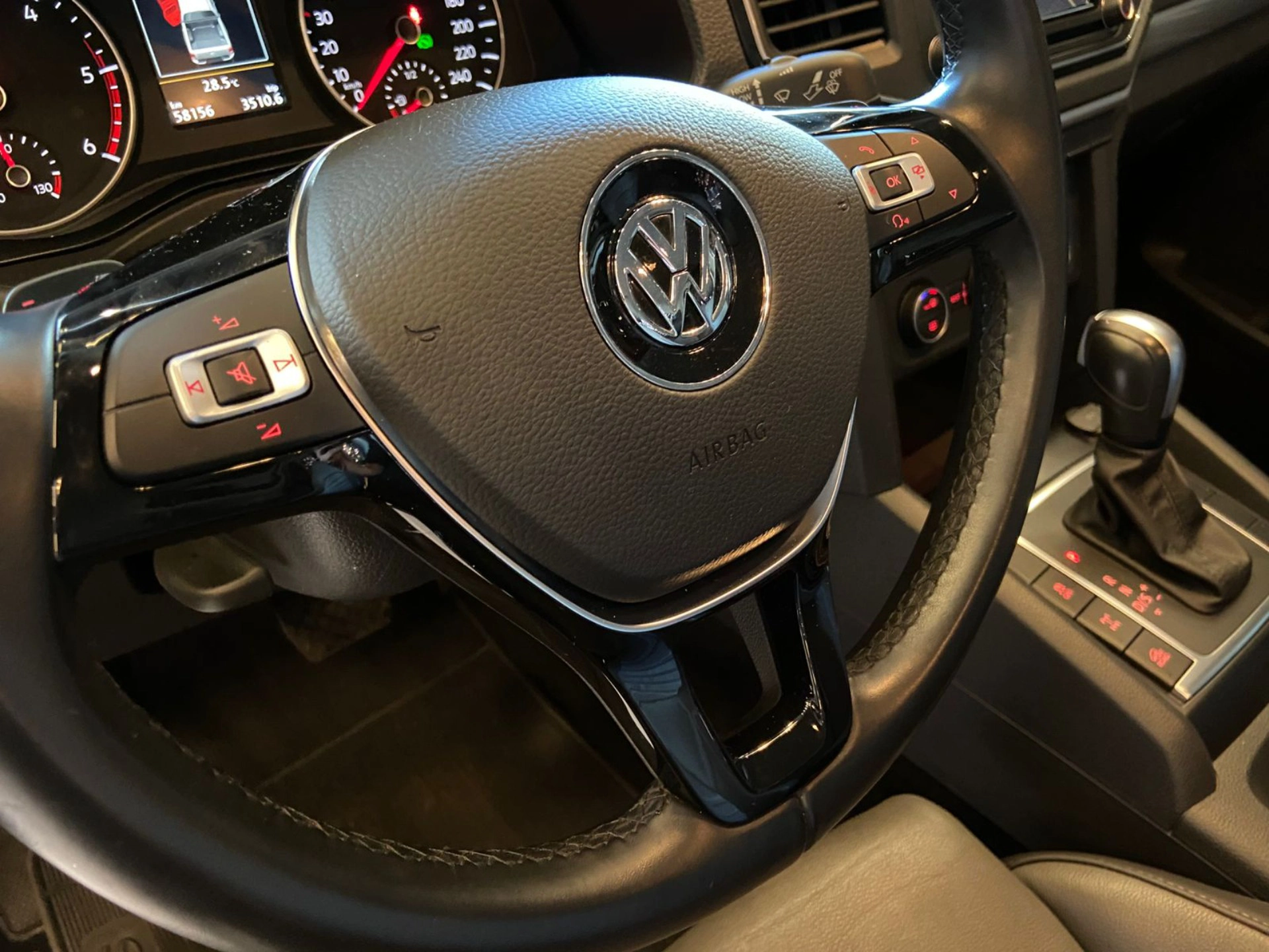 volkswagen AMAROK 3.0 V6 TDI DIESEL HIGHLINE CD 4MOTION AUTOMÁTICO 2024