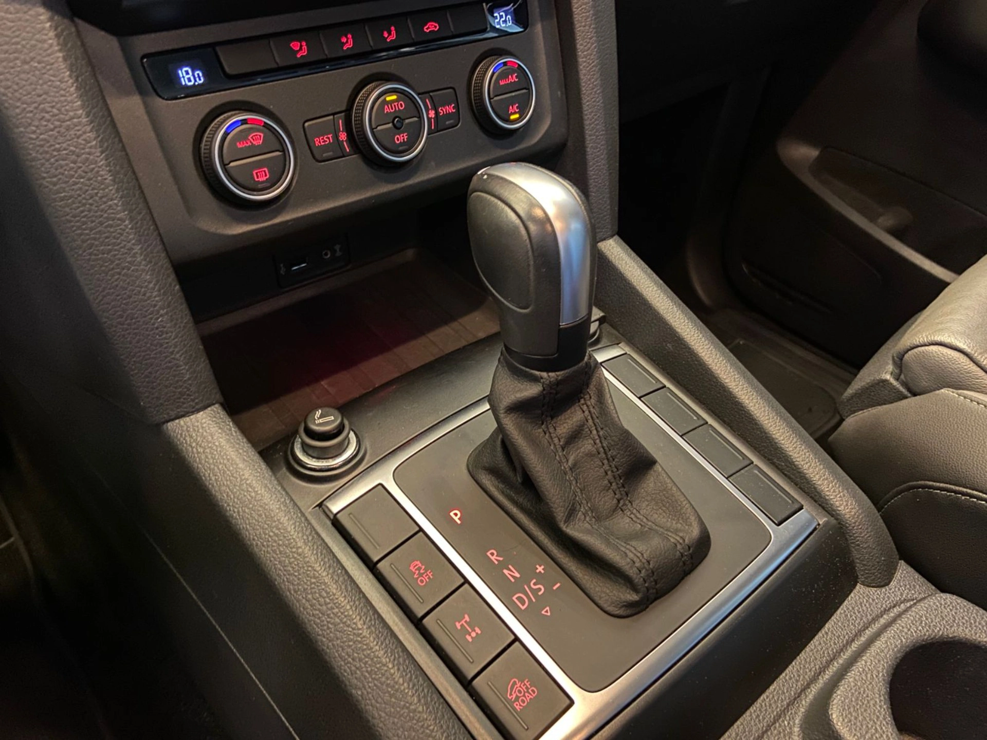 volkswagen AMAROK 3.0 V6 TDI DIESEL HIGHLINE CD 4MOTION AUTOMÁTICO 2024