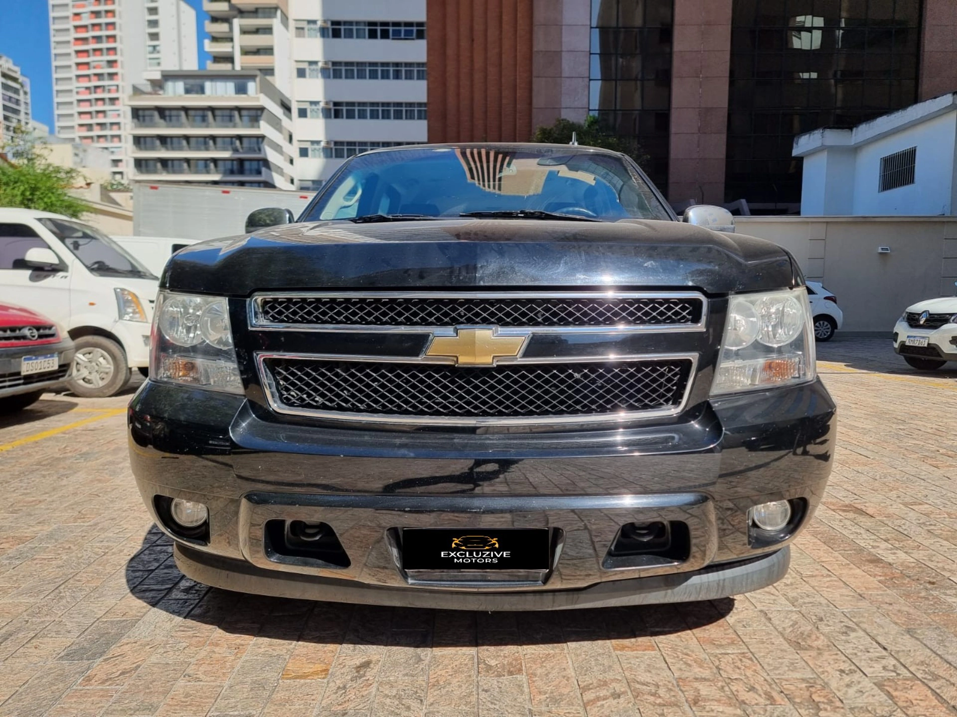 CHEVROLET SUBURBAN 5.3 LT V8 4X4 GASOLINA 4P AUTOMÁTICO