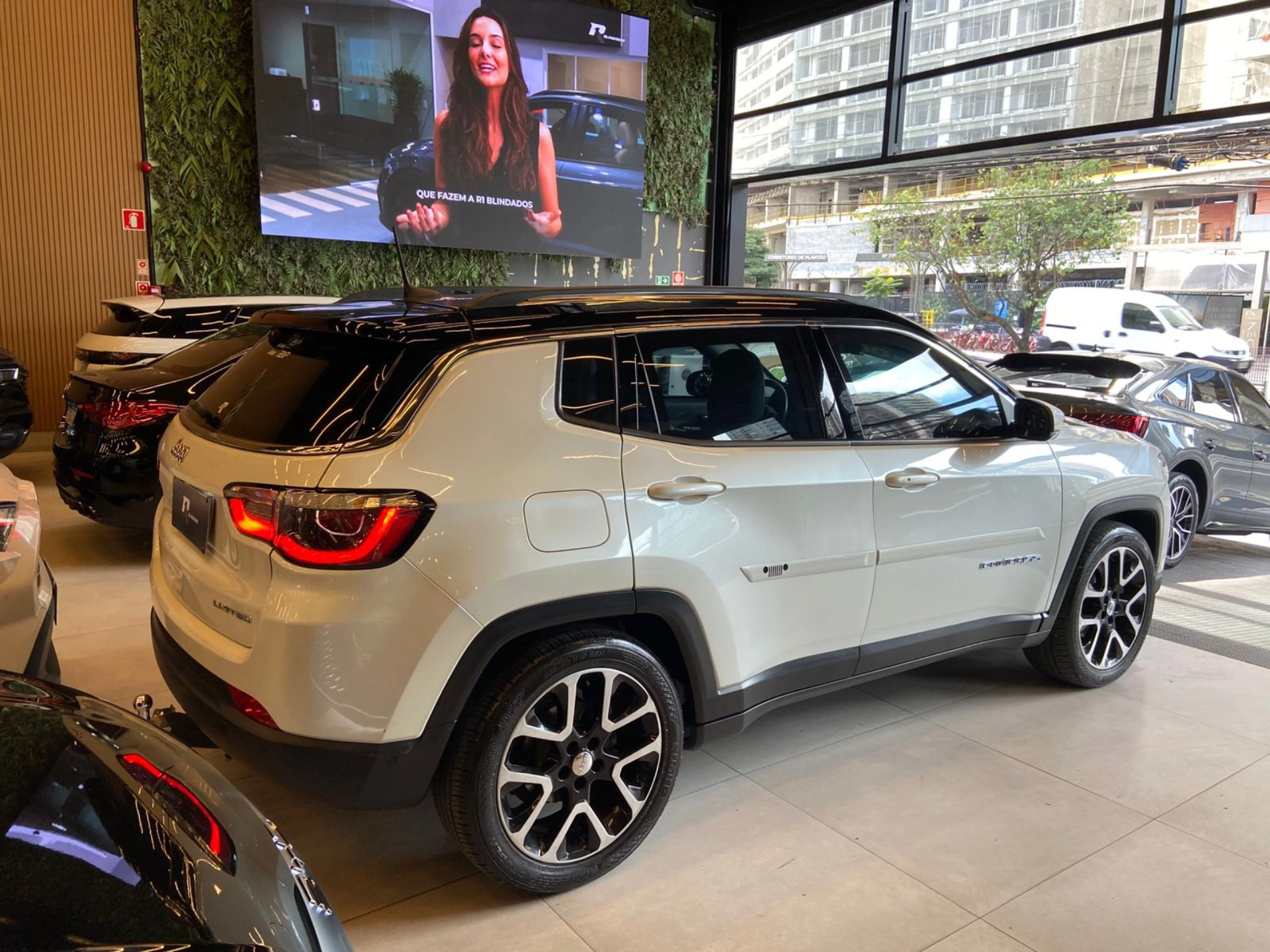 jeep COMPASS 2.0 16V FLEX LIMITED AUTOMÁTICO 2018