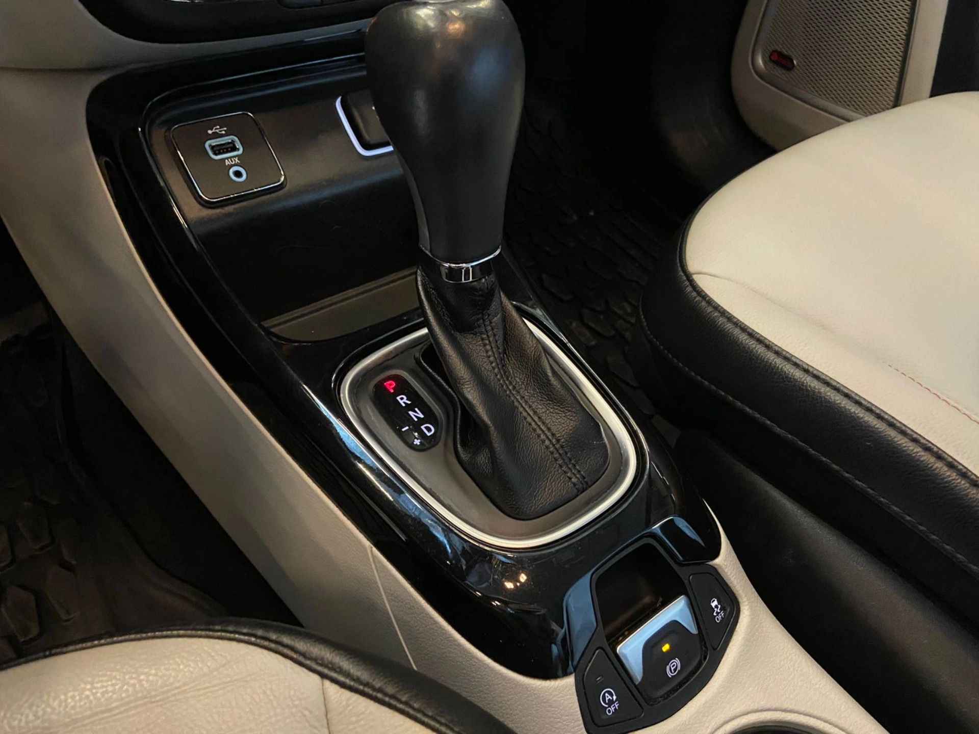 jeep COMPASS 2.0 16V FLEX LIMITED AUTOMÁTICO 2018