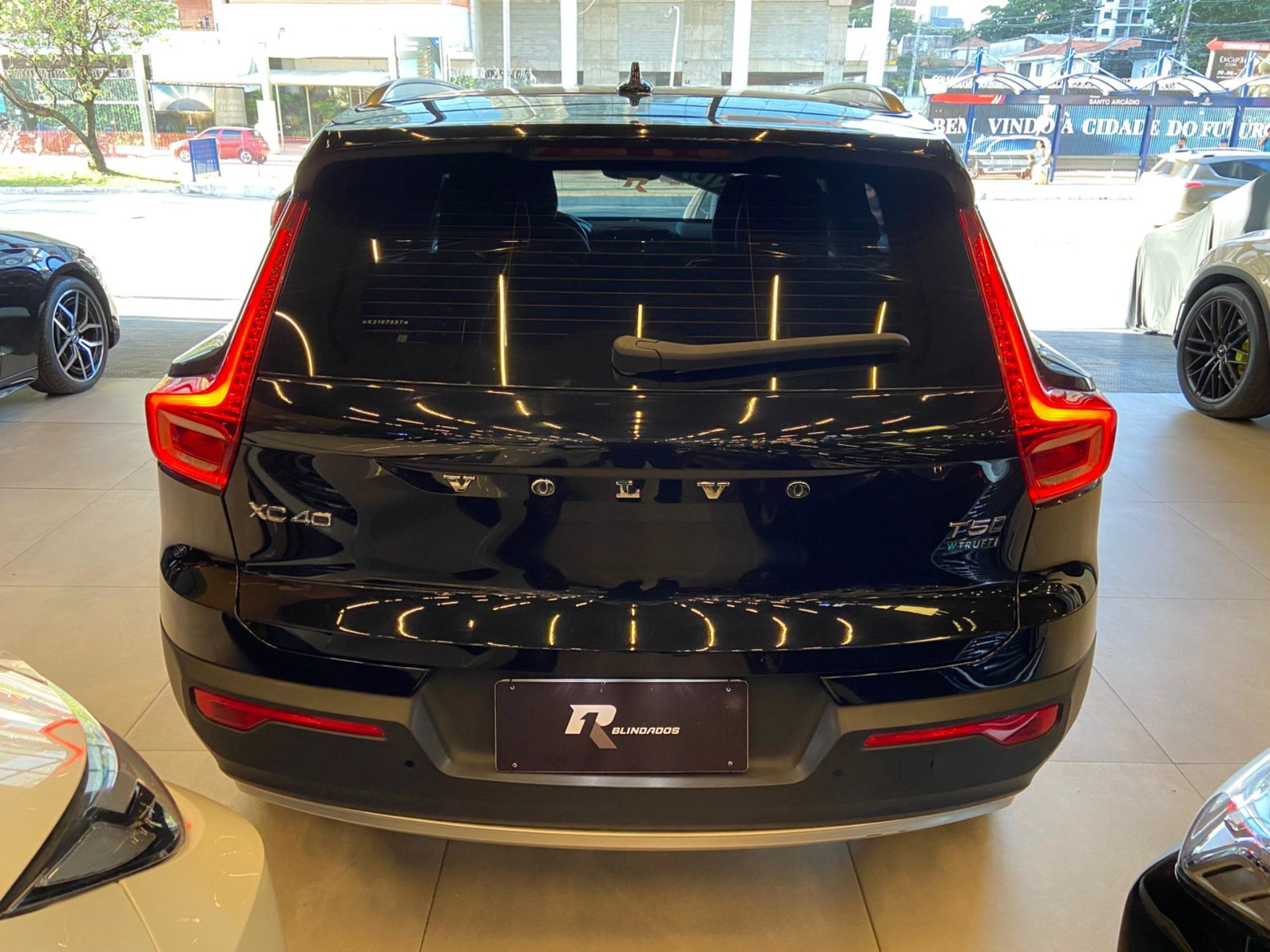 volvo XC40 2.0 T5 GASOLINA MOMENTUM AWD GEARTRONIC 2019
