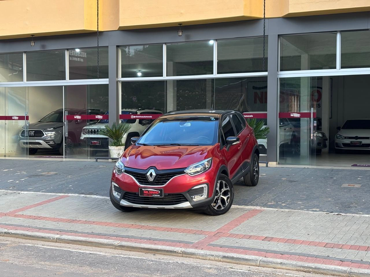 RENAULT CAPTUR 2.0 16V HI-FLEX INTENSE AUTOMÁTICO