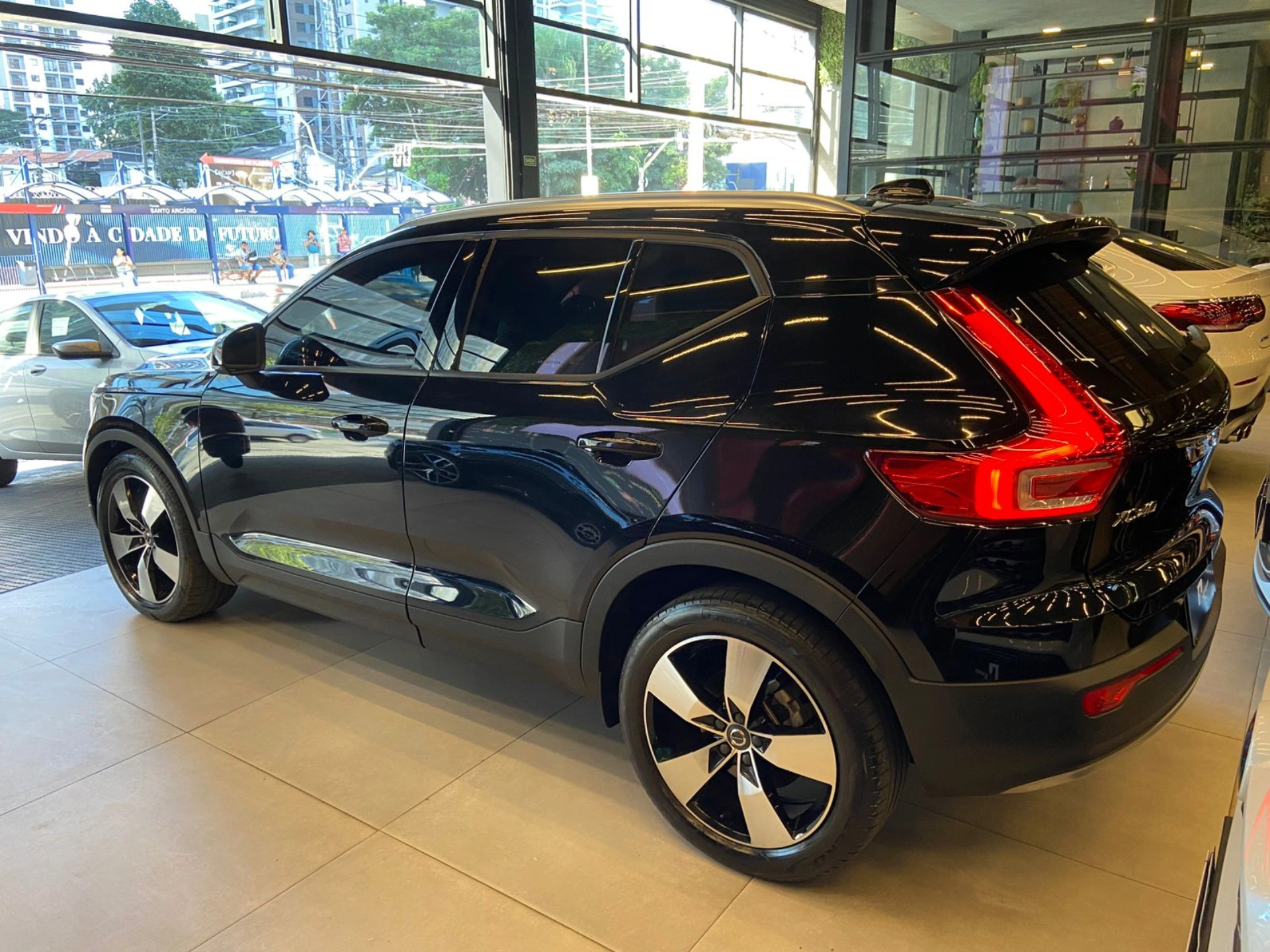 volvo XC40 2.0 T5 GASOLINA MOMENTUM AWD GEARTRONIC 2019