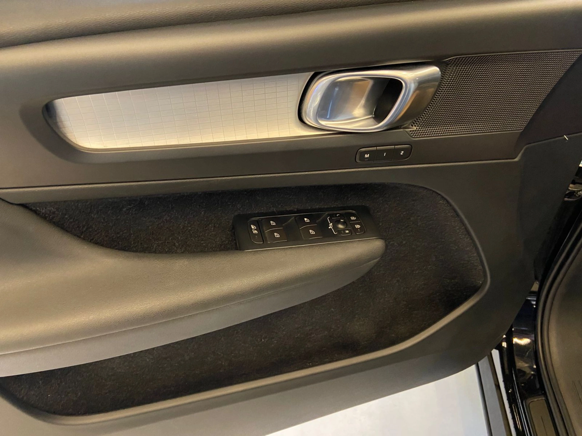 volvo XC40 2.0 T5 GASOLINA MOMENTUM AWD GEARTRONIC 2019