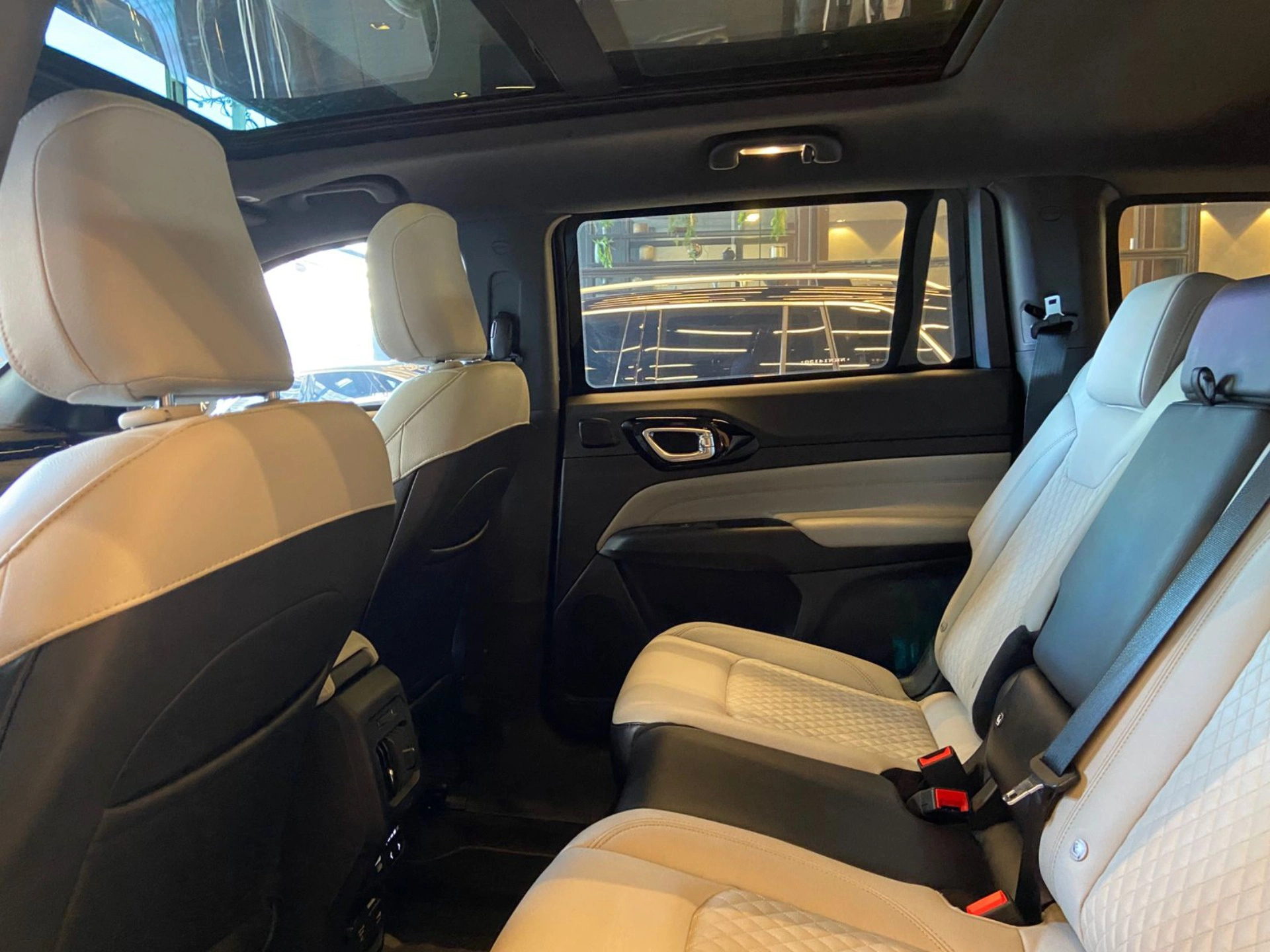 jeep COMMANDER 1.3 T270 TURBO FLEX OVERLAND AT6 2022