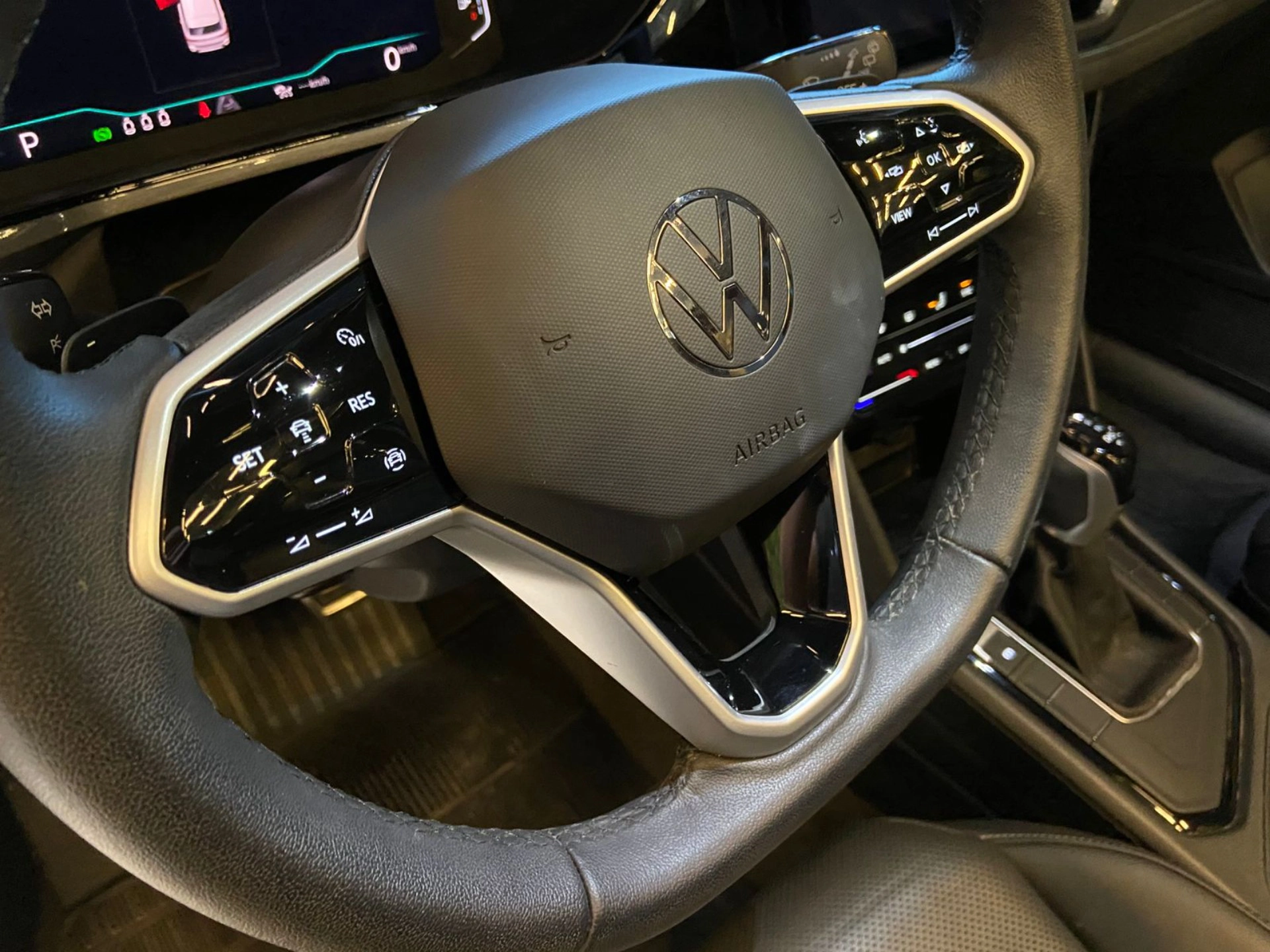 volkswagen TAOS 1.4 250 TSI TOTAL FLEX HIGHLINE AUTOMÁTICO 2023