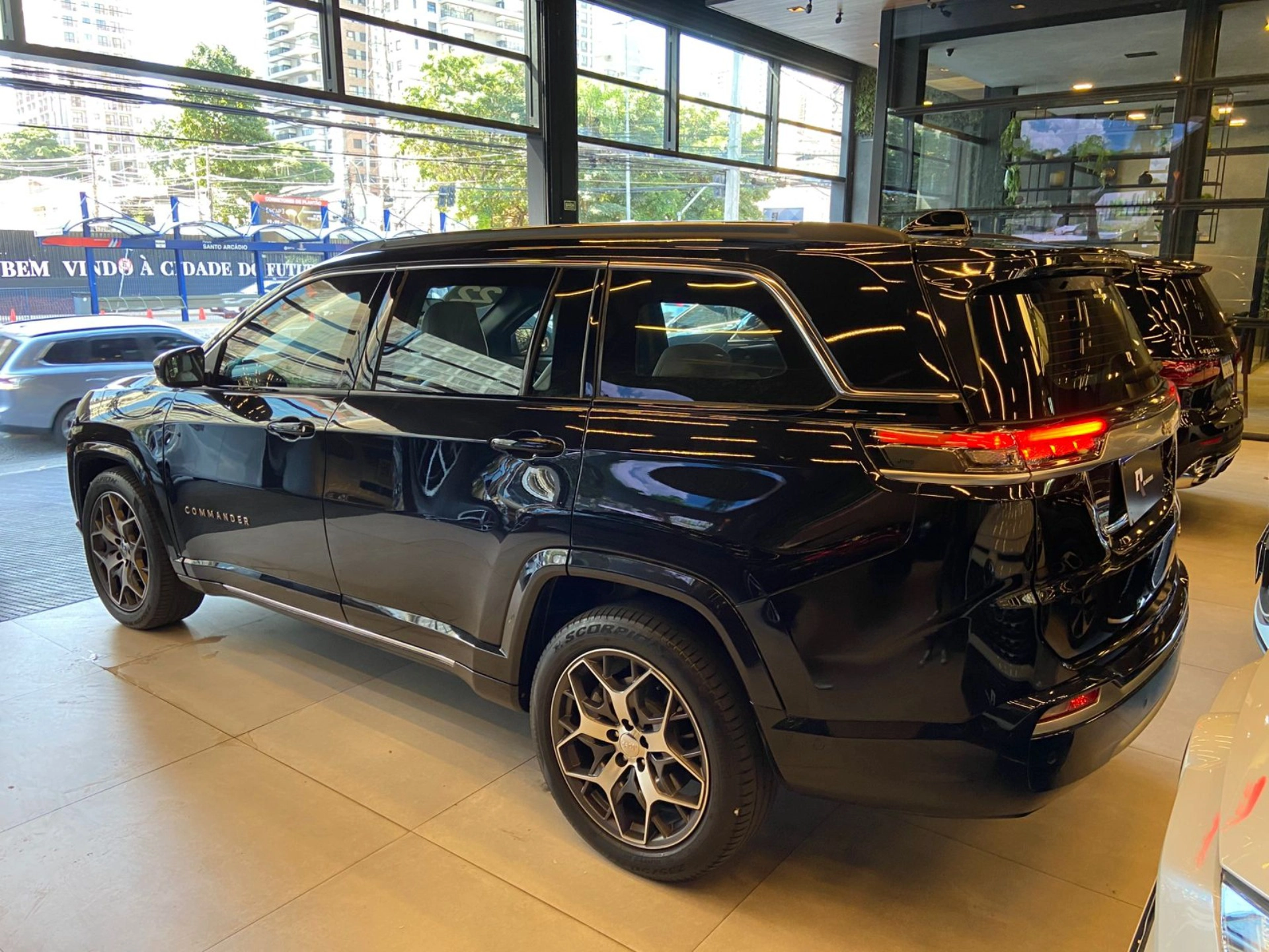 jeep COMMANDER 1.3 T270 TURBO FLEX OVERLAND AT6 2022